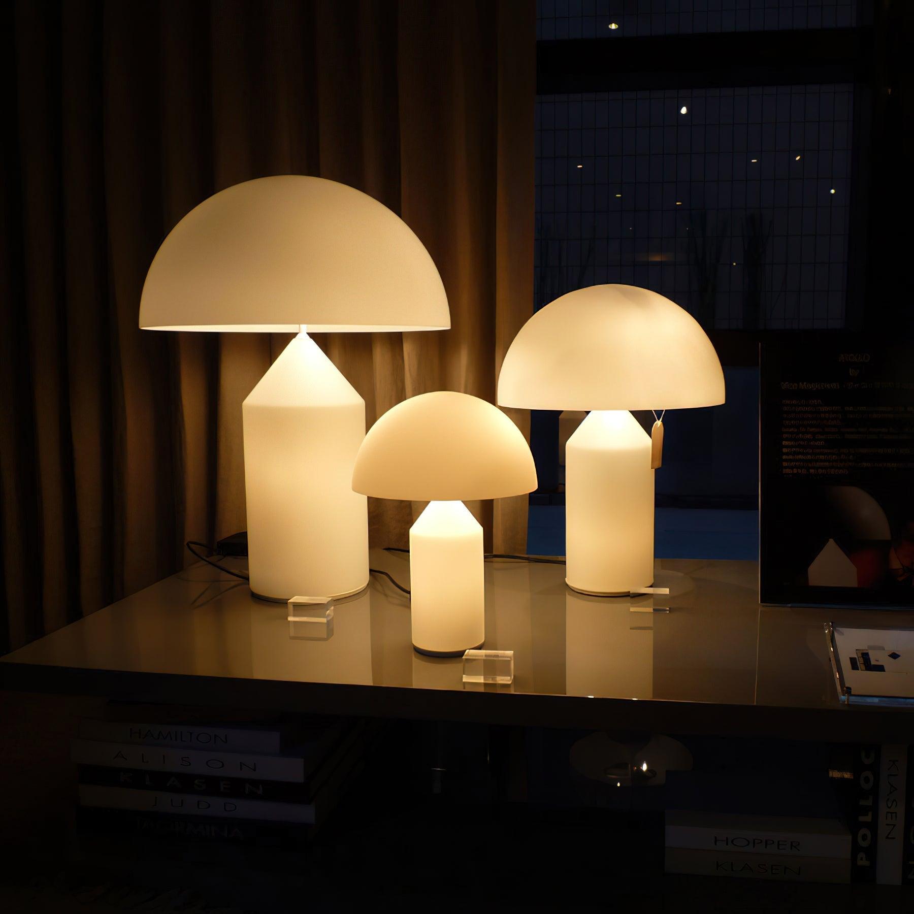 Hesrin Glass Artistic Table Lamp-Neutral Decor