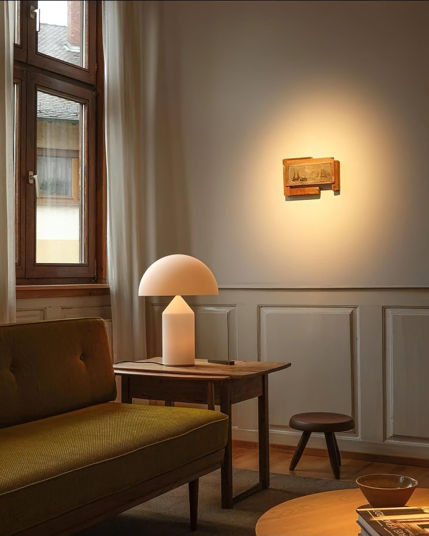 Hesrin Glass Artistic Table Lamp-Neutral Decor
