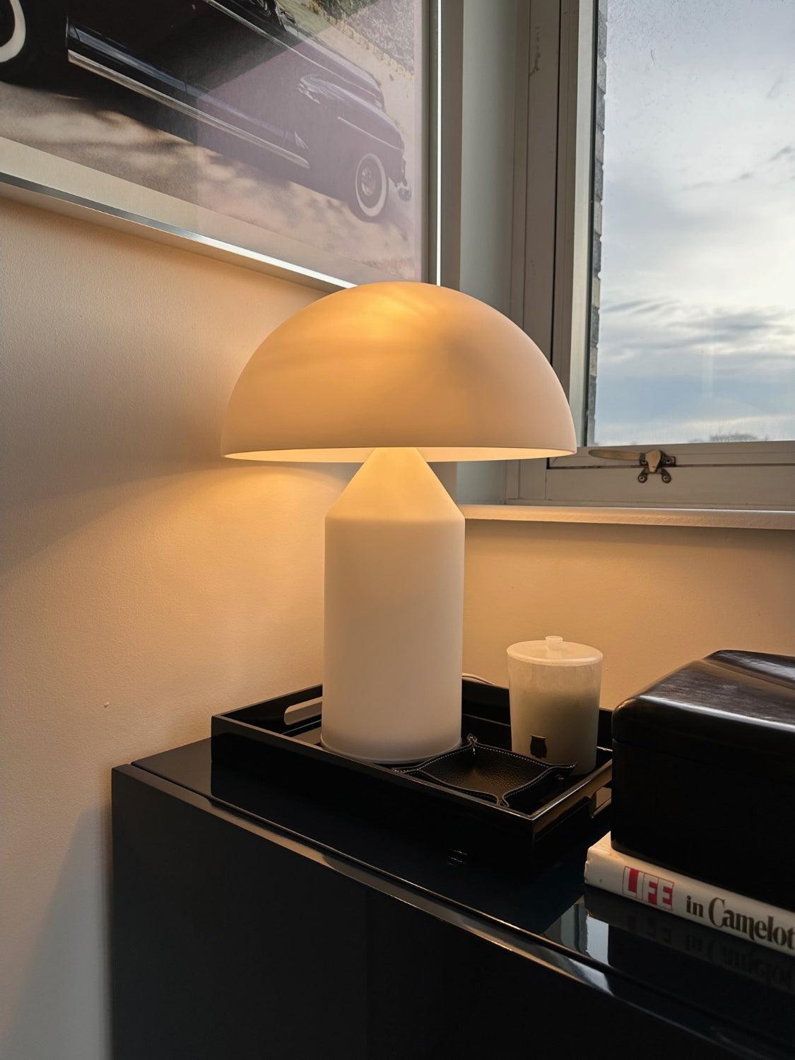 Hesrin Glass Artistic Table Lamp-Neutral Decor