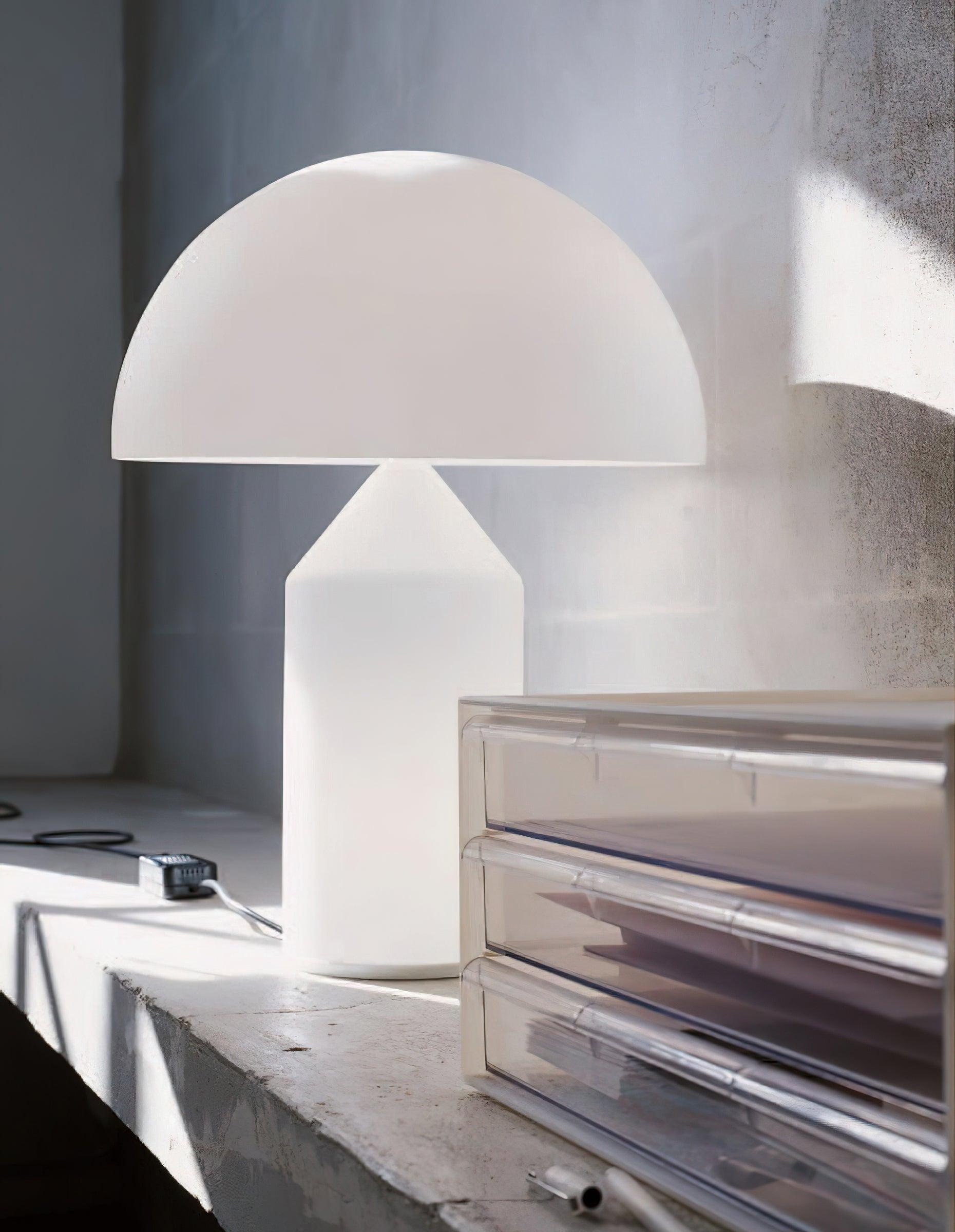 Hesrin Glass Artistic Table Lamp-Neutral Decor