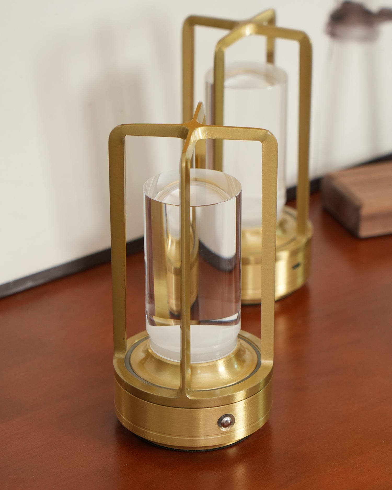 Cassian Table Lamp (built-in battery)