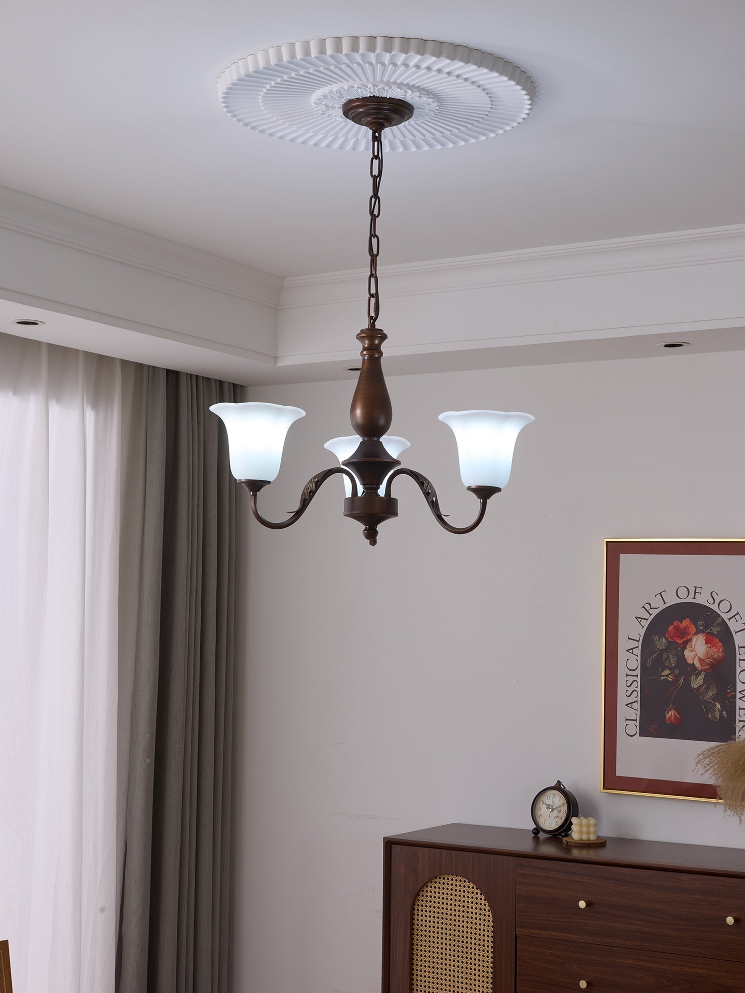 Uveleth Traditional Elegance Glass Chandelier-Neutral Decor