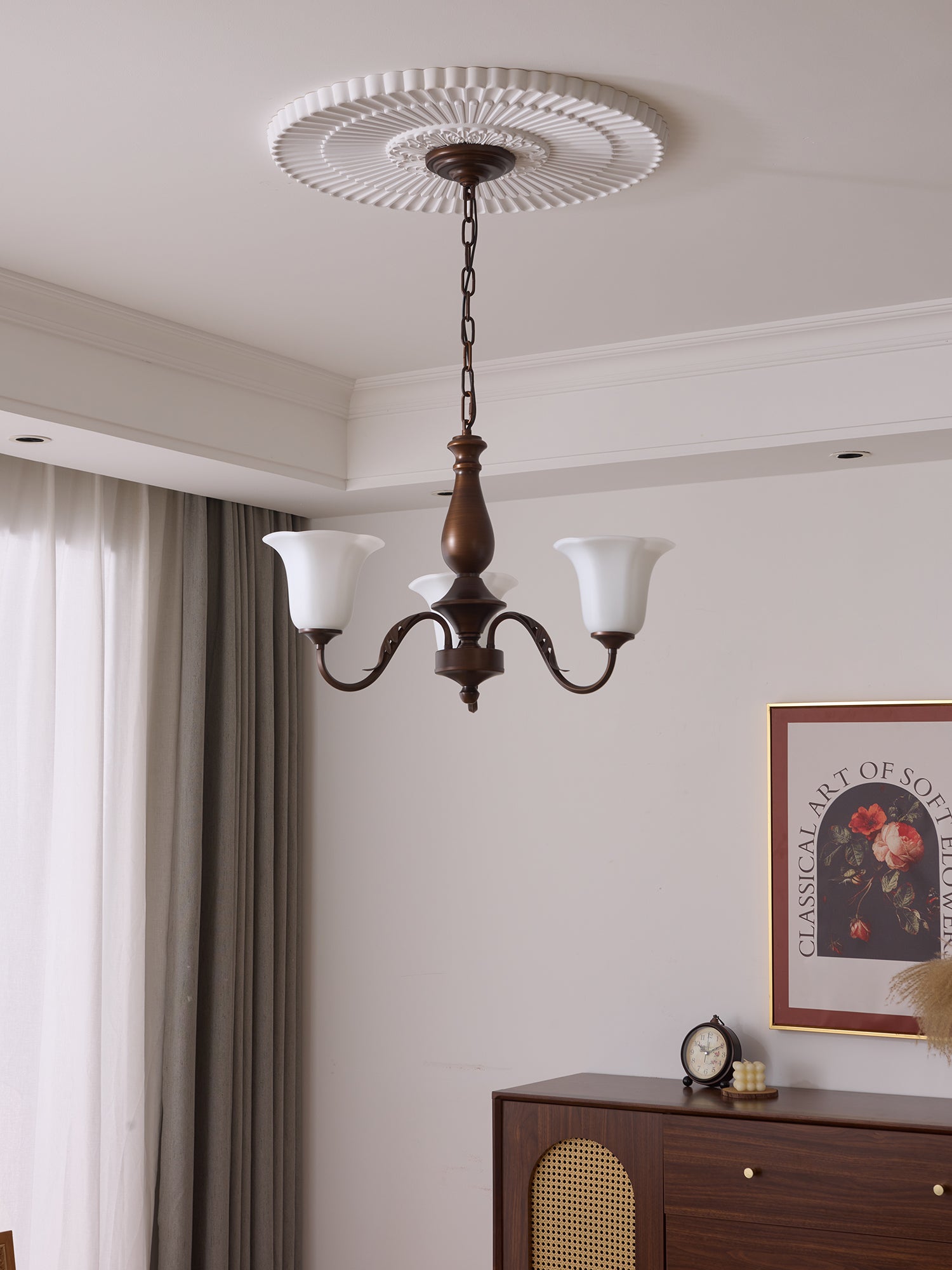 Uveleth Traditional Elegance Glass Chandelier-Neutral Decor