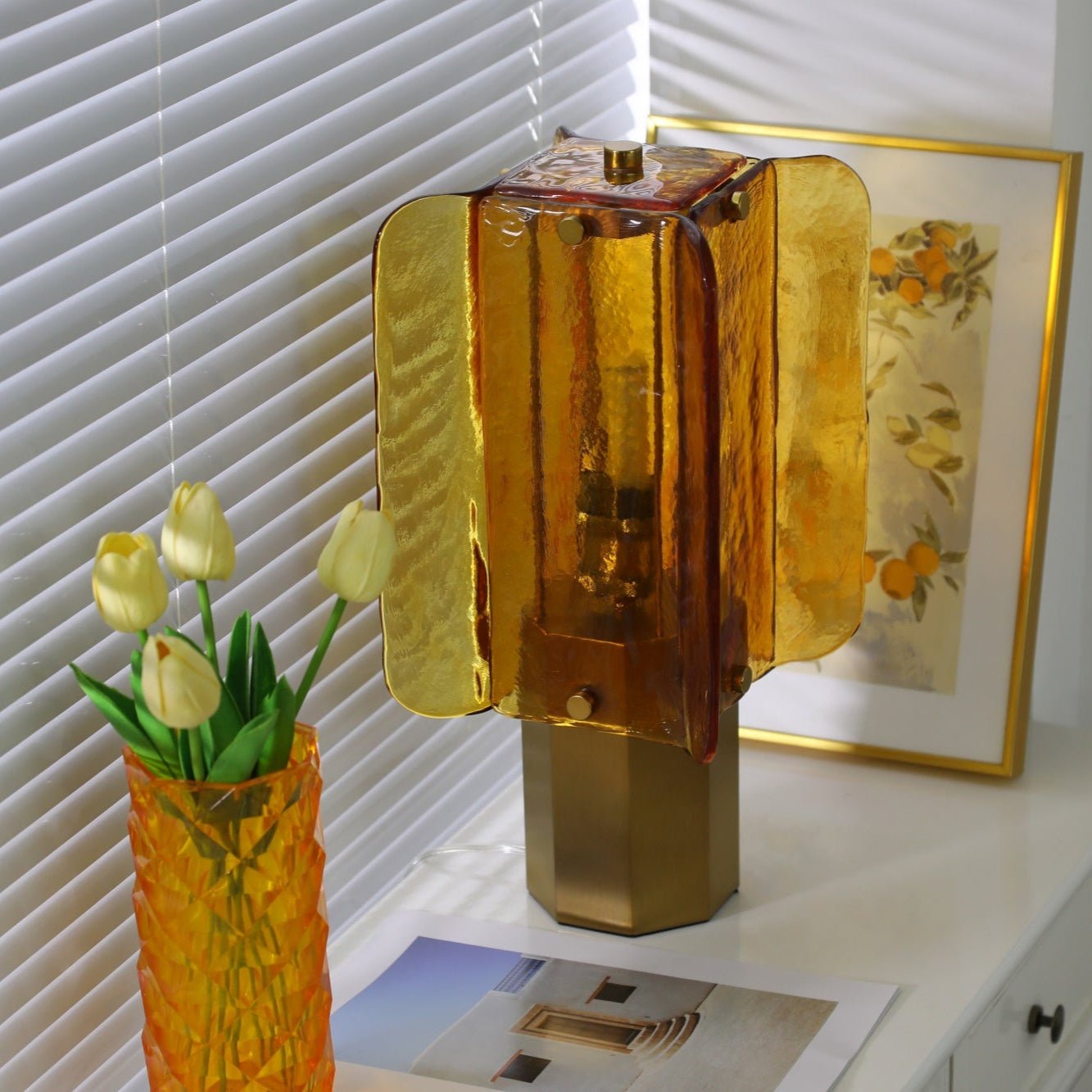 Yentix Glass Table Lamp-Neutral Decor