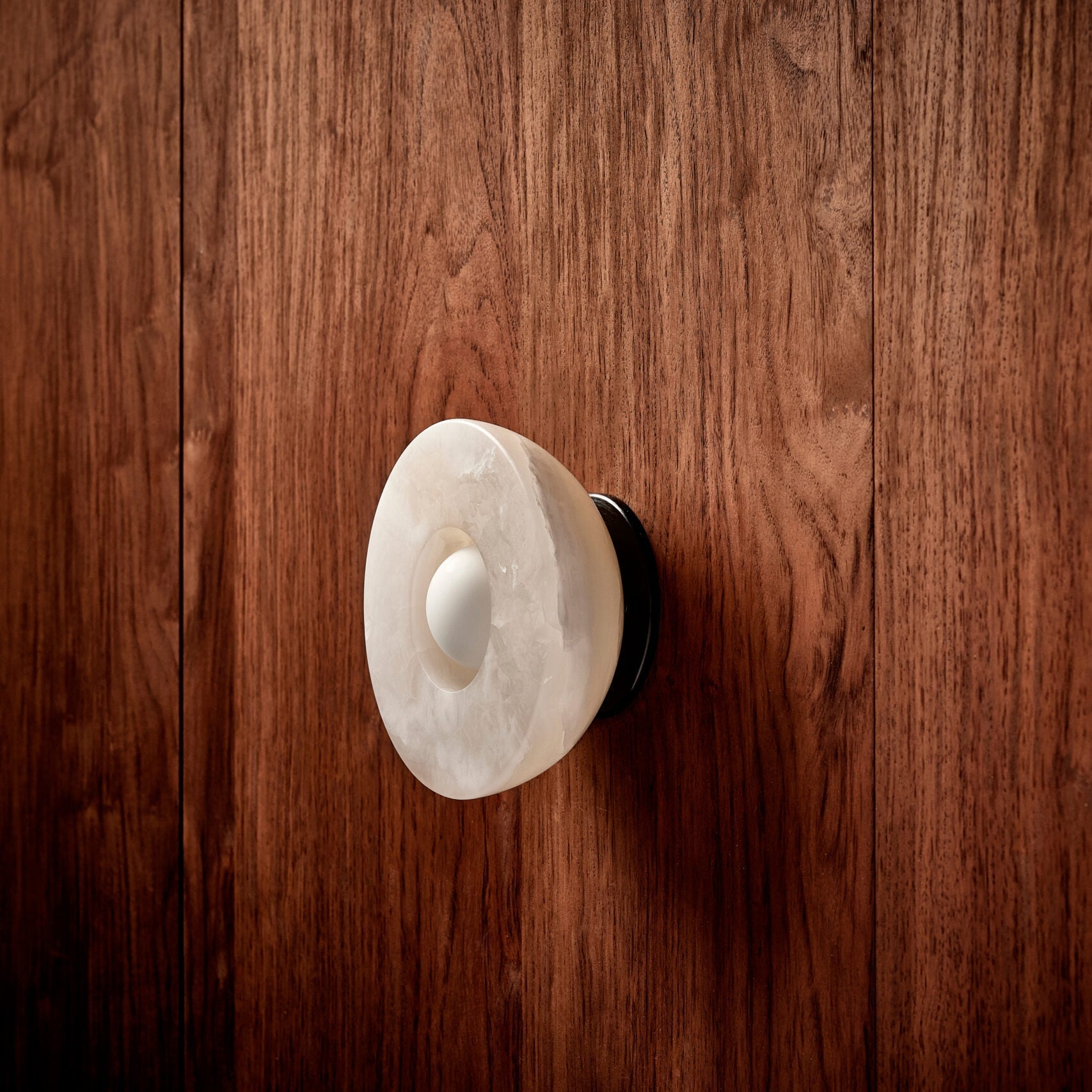 Ildvuvyo  Modern Minimalist Jade Sconce Wall Lamp
