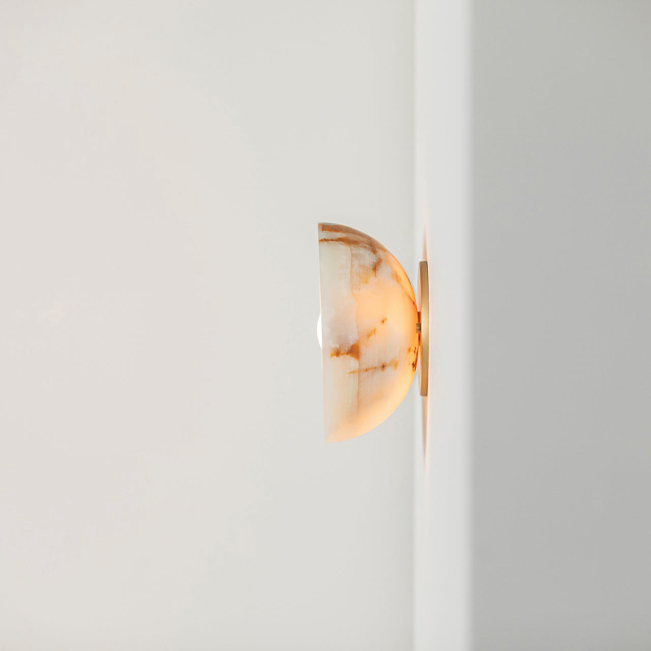 Ildvuvyo  Modern Minimalist Jade Sconce Wall Lamp