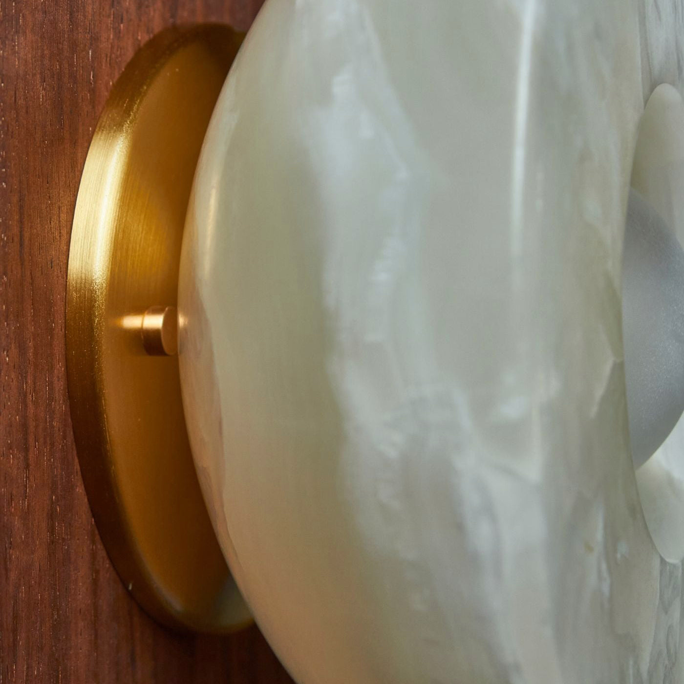 Ildvuvyo  Modern Minimalist Jade Sconce Wall Lamp
