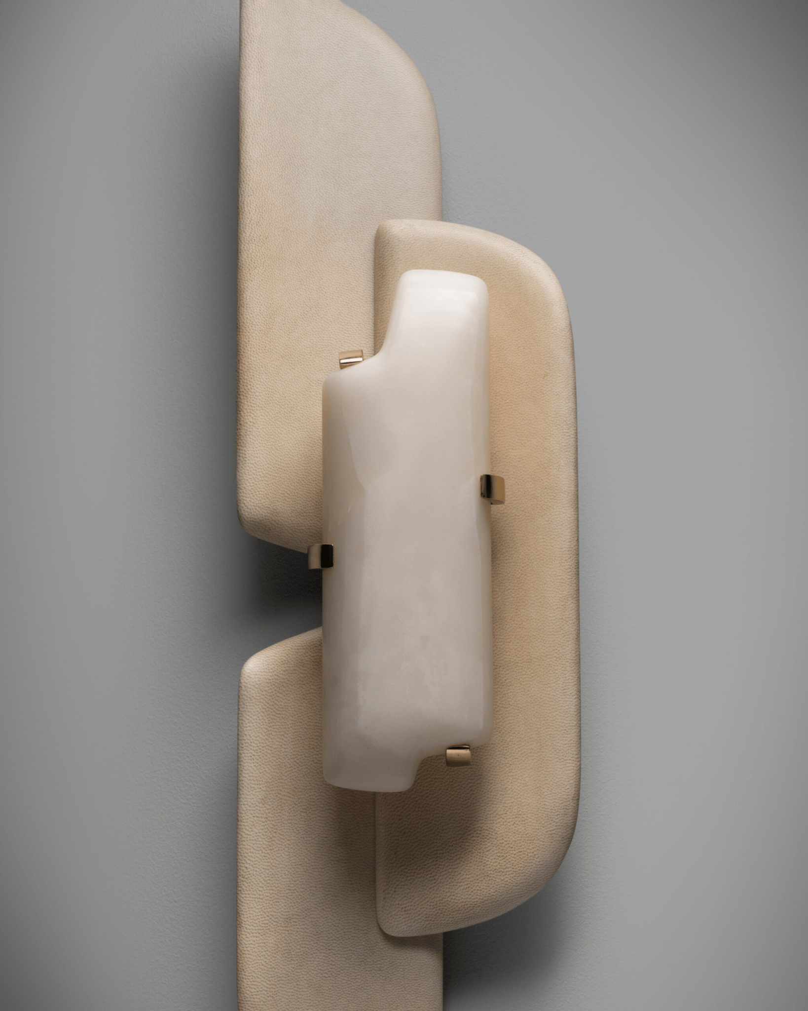 Kerd Modern White Alabaster Wall Lamp-Neutral Decor