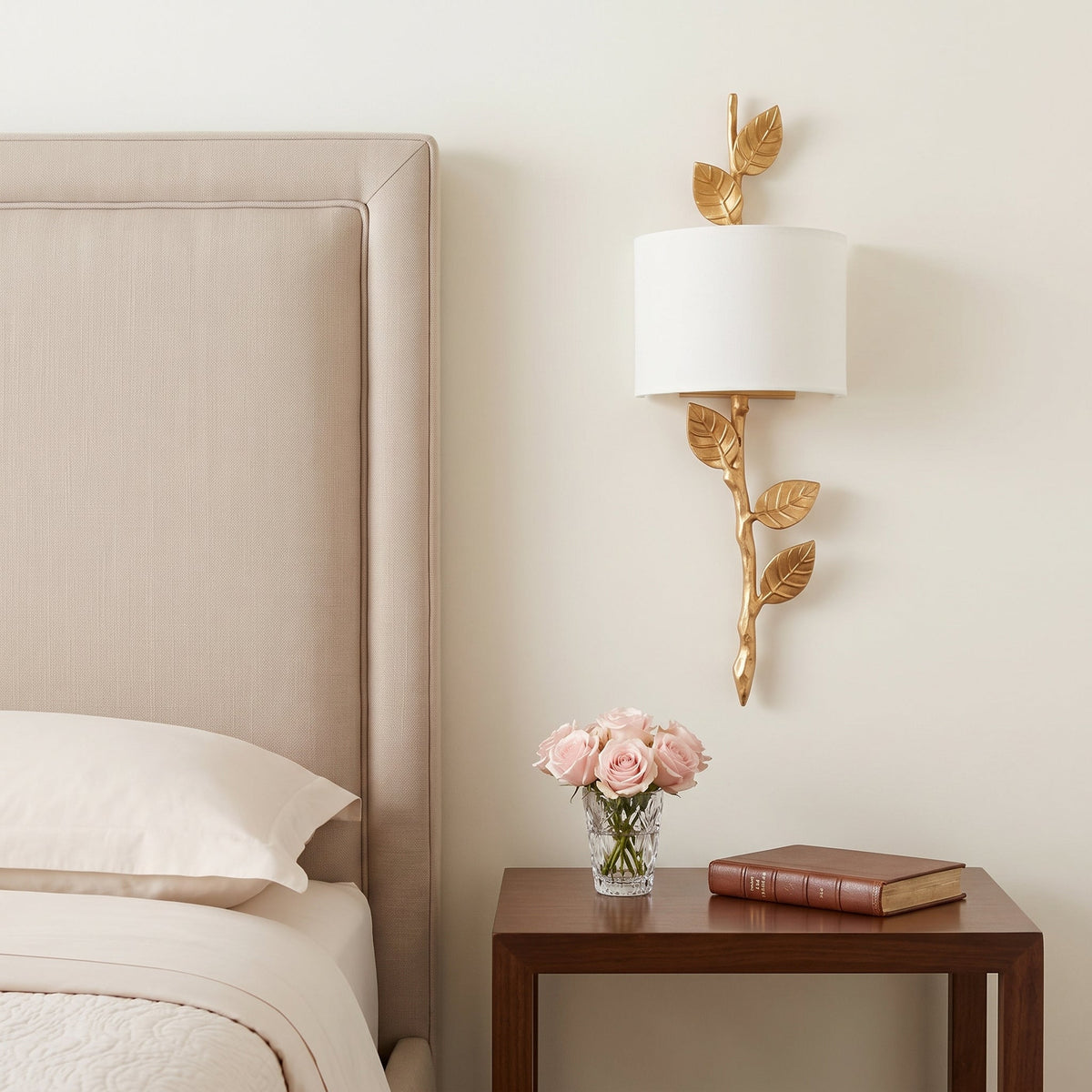 Farringmere Leaf Wall Sconce