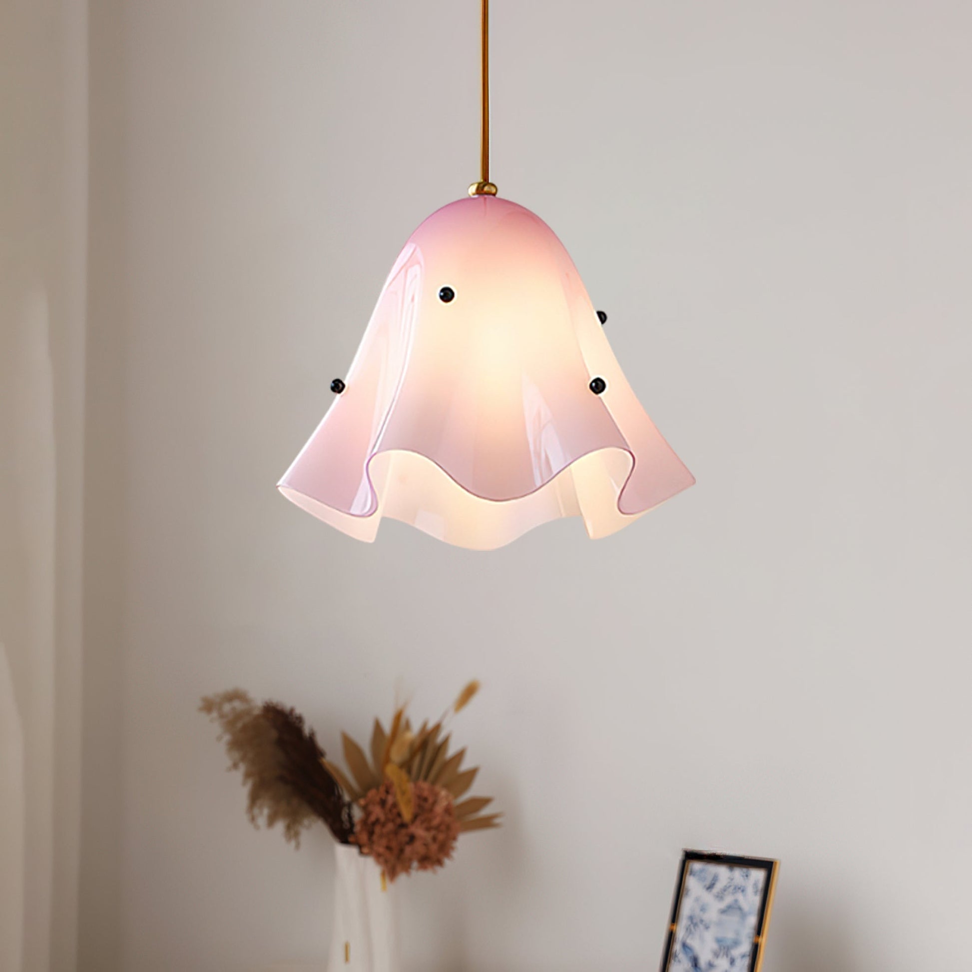 Krav Bloom Pendant Lamp-Neutral Decor