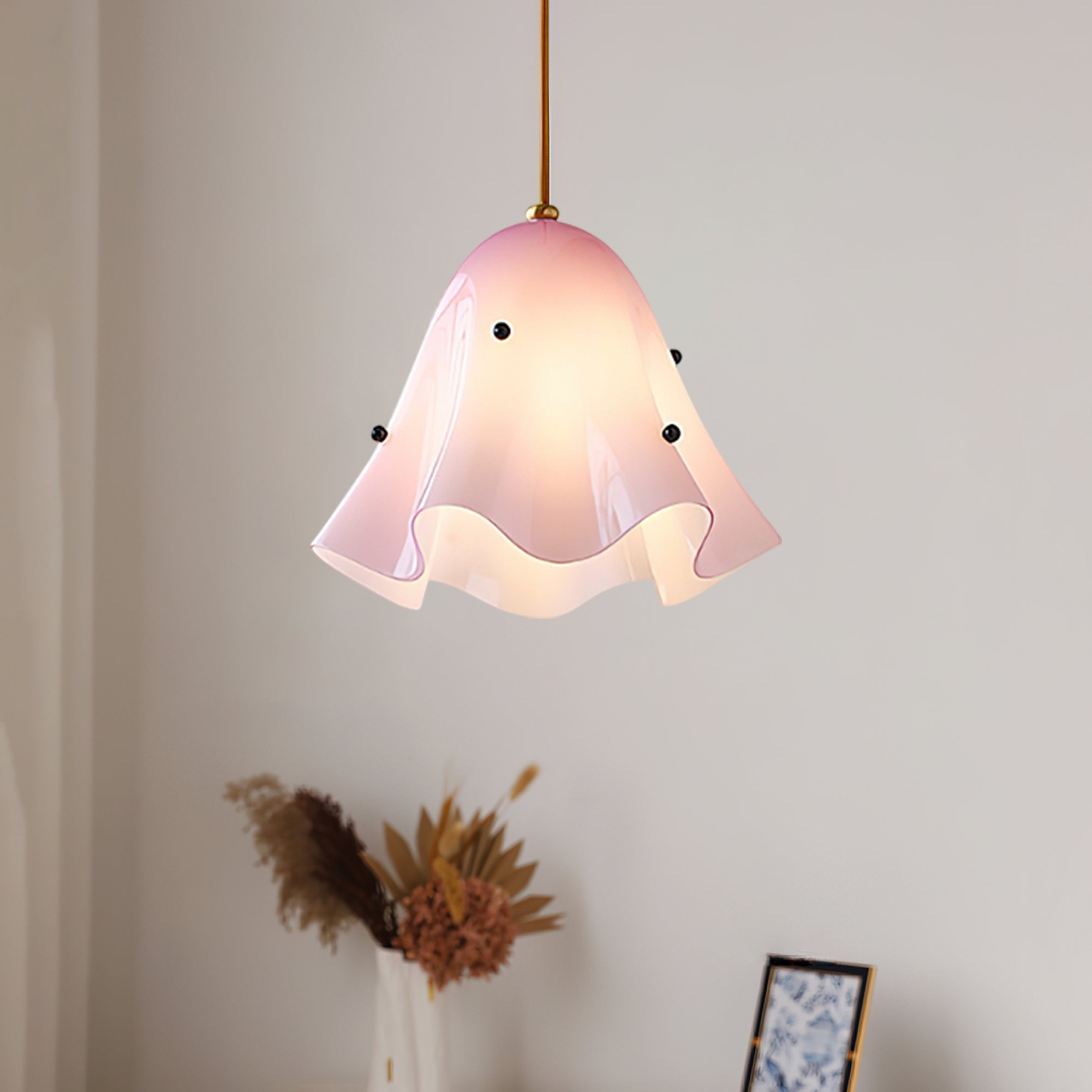 Krav Bloom Pendant Lamp-Neutral Decor