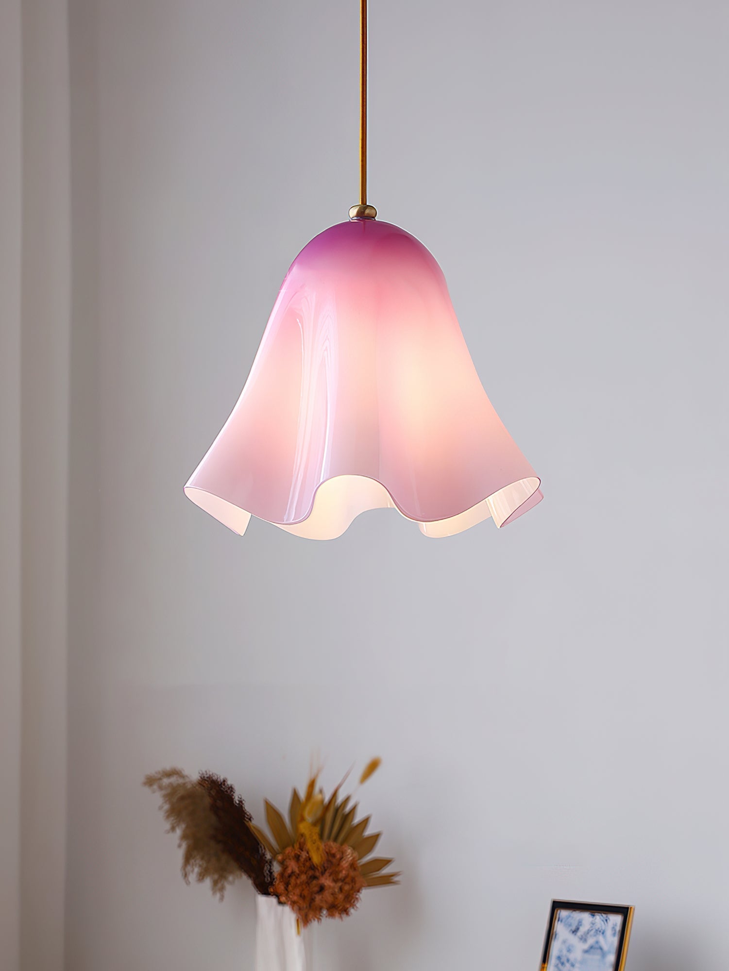 Krav Bloom Pendant Lamp-Neutral Decor