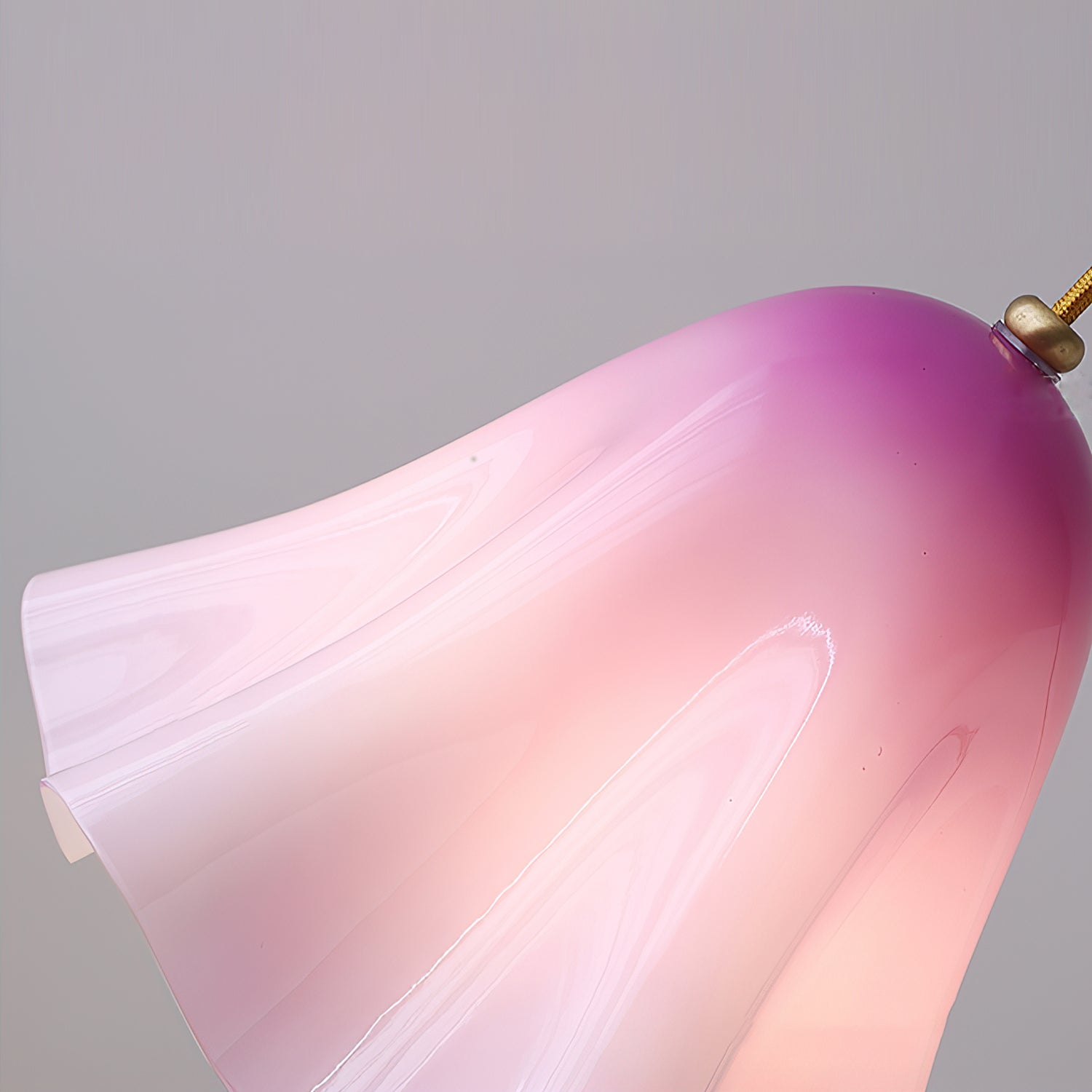 Krav Bloom Pendant Lamp-Neutral Decor