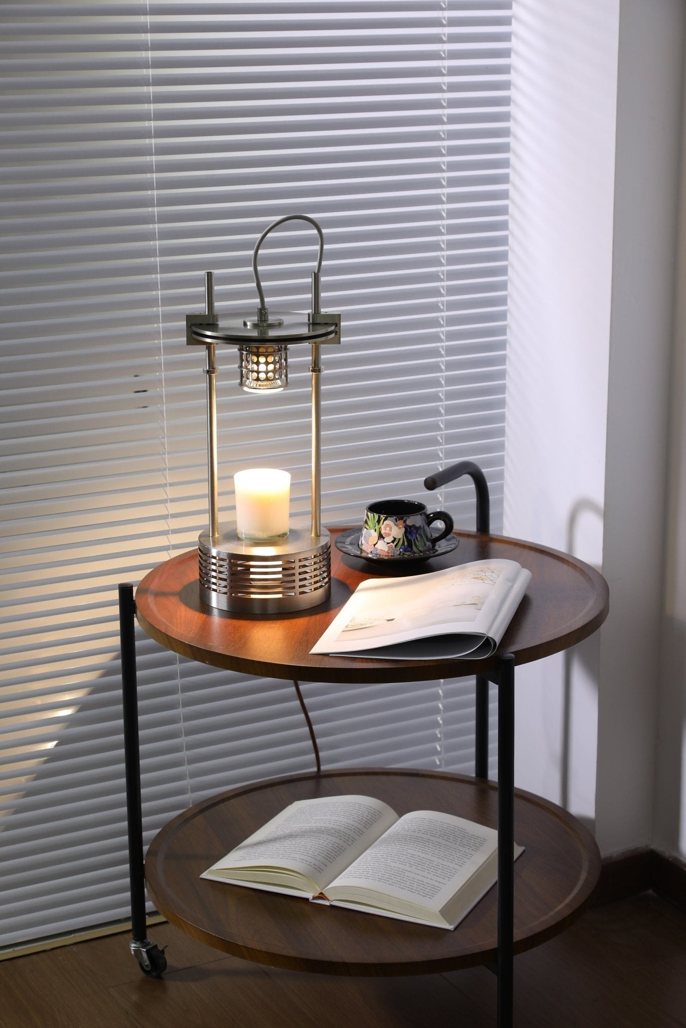 Serynd Aroma Table Lamp-Neutral Decor