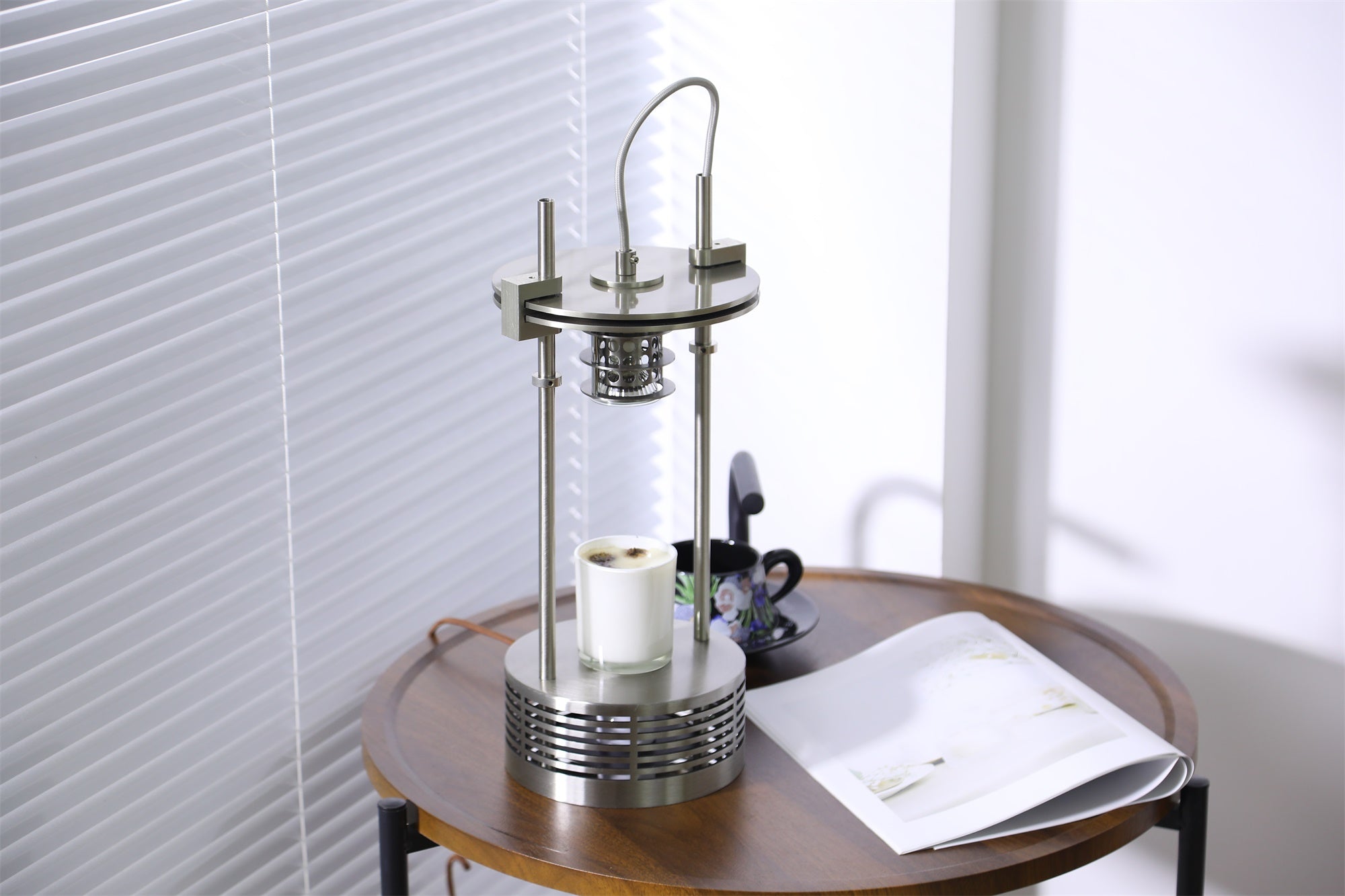 Serynd Aroma Table Lamp-Neutral Decor