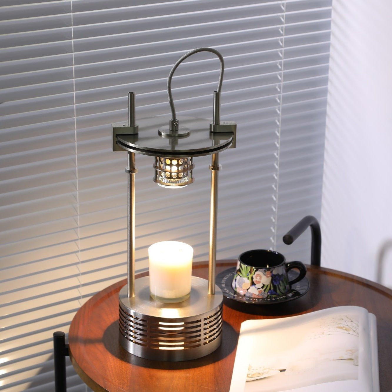 Serynd Aroma Table Lamp-Neutral Decor