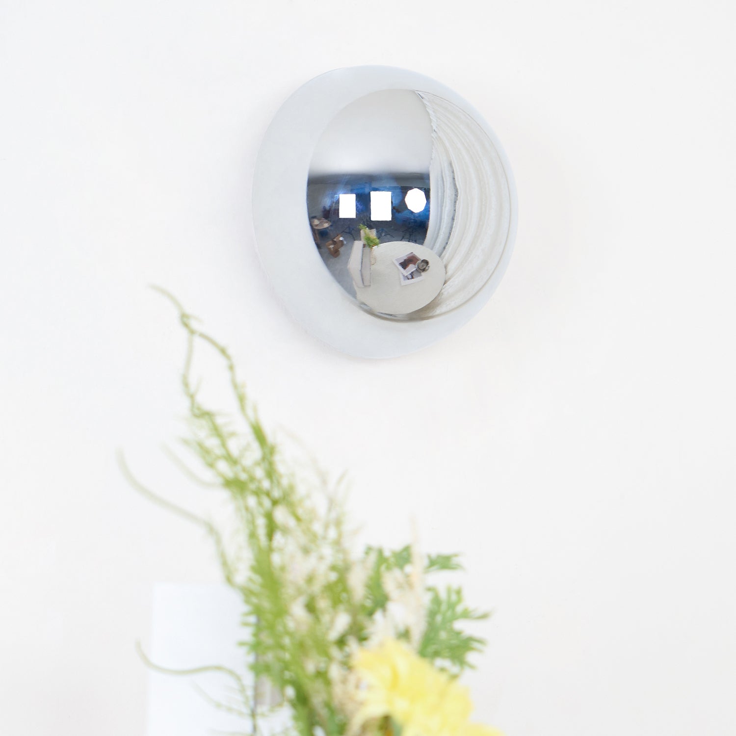 Virixy Modern Minimalist Sphere Sconce Wall Lamp-Neutral Decor