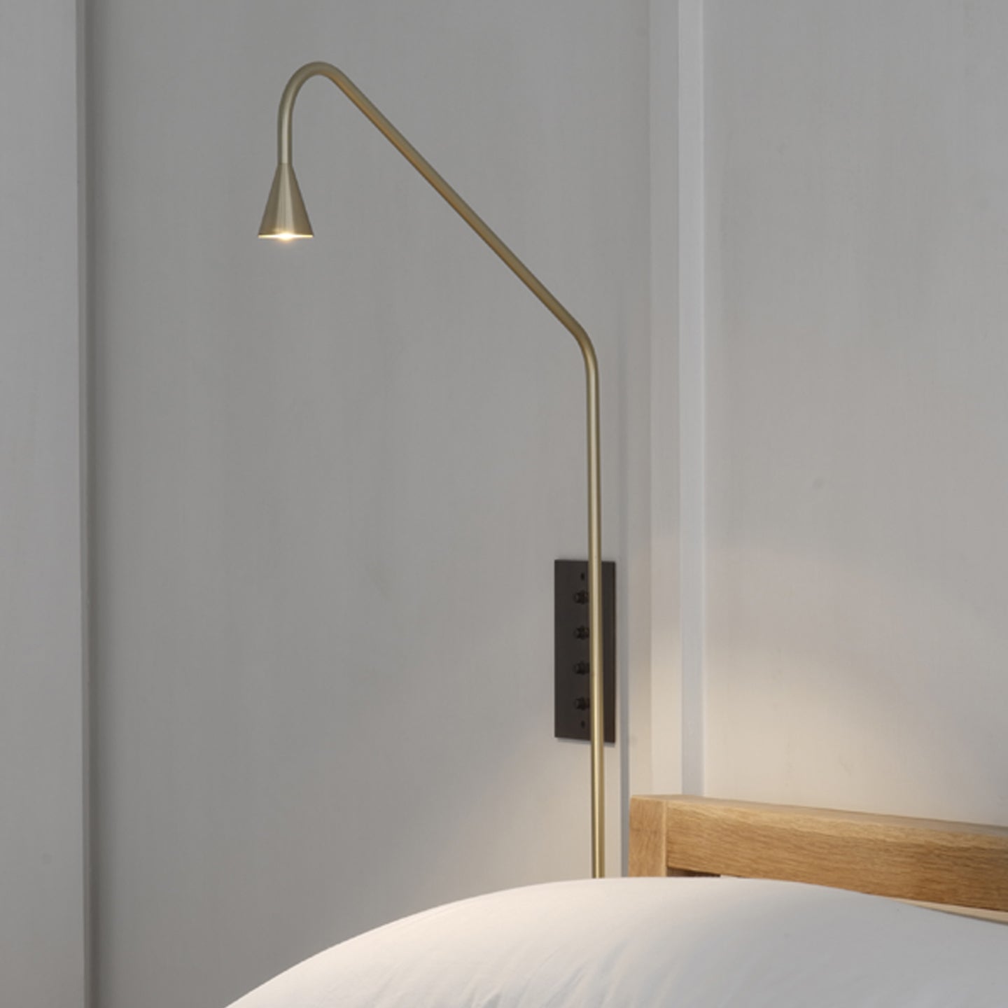 Vesolel Modern Minimalist Wall Lamp-Neutral Decor