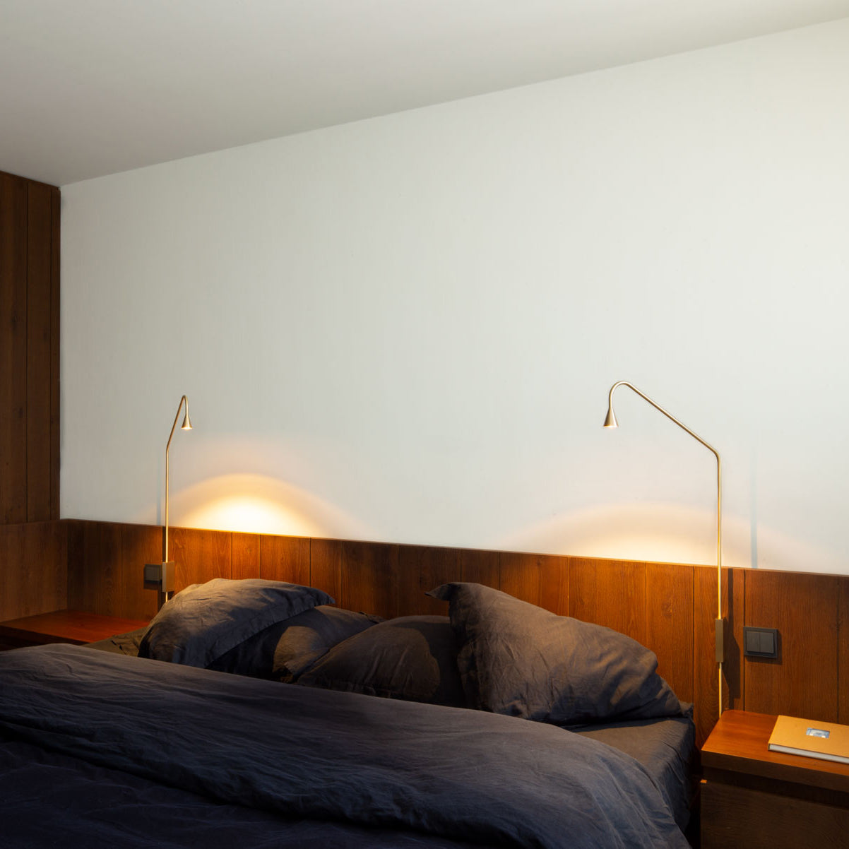Vesolel Modern Minimalist Wall Lamp-Neutral Decor
