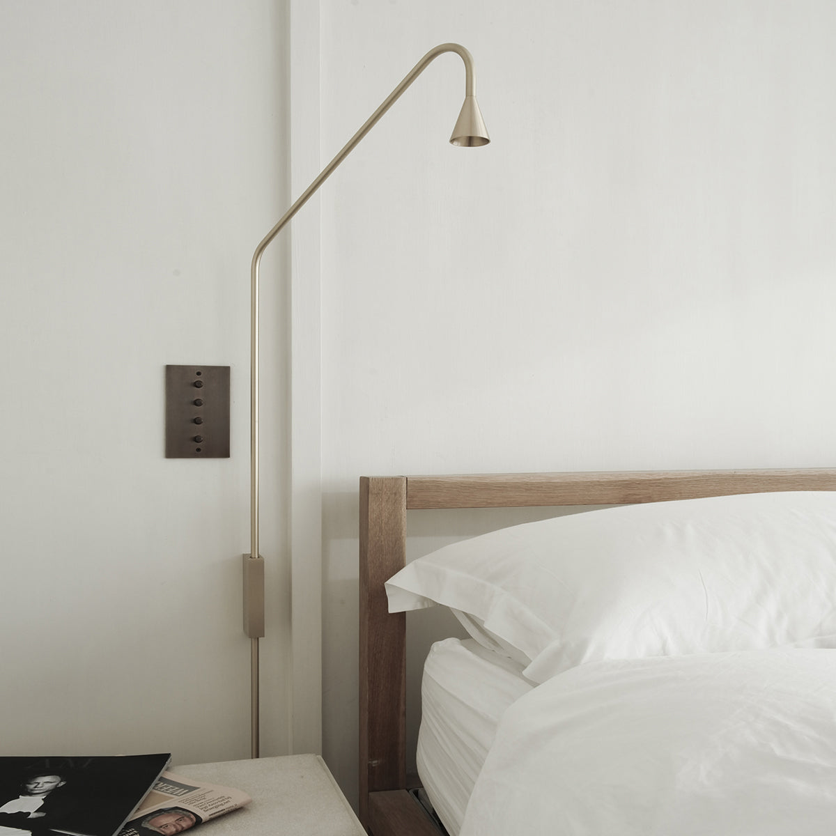 Vesolel Modern Minimalist Wall Lamp-Neutral Decor
