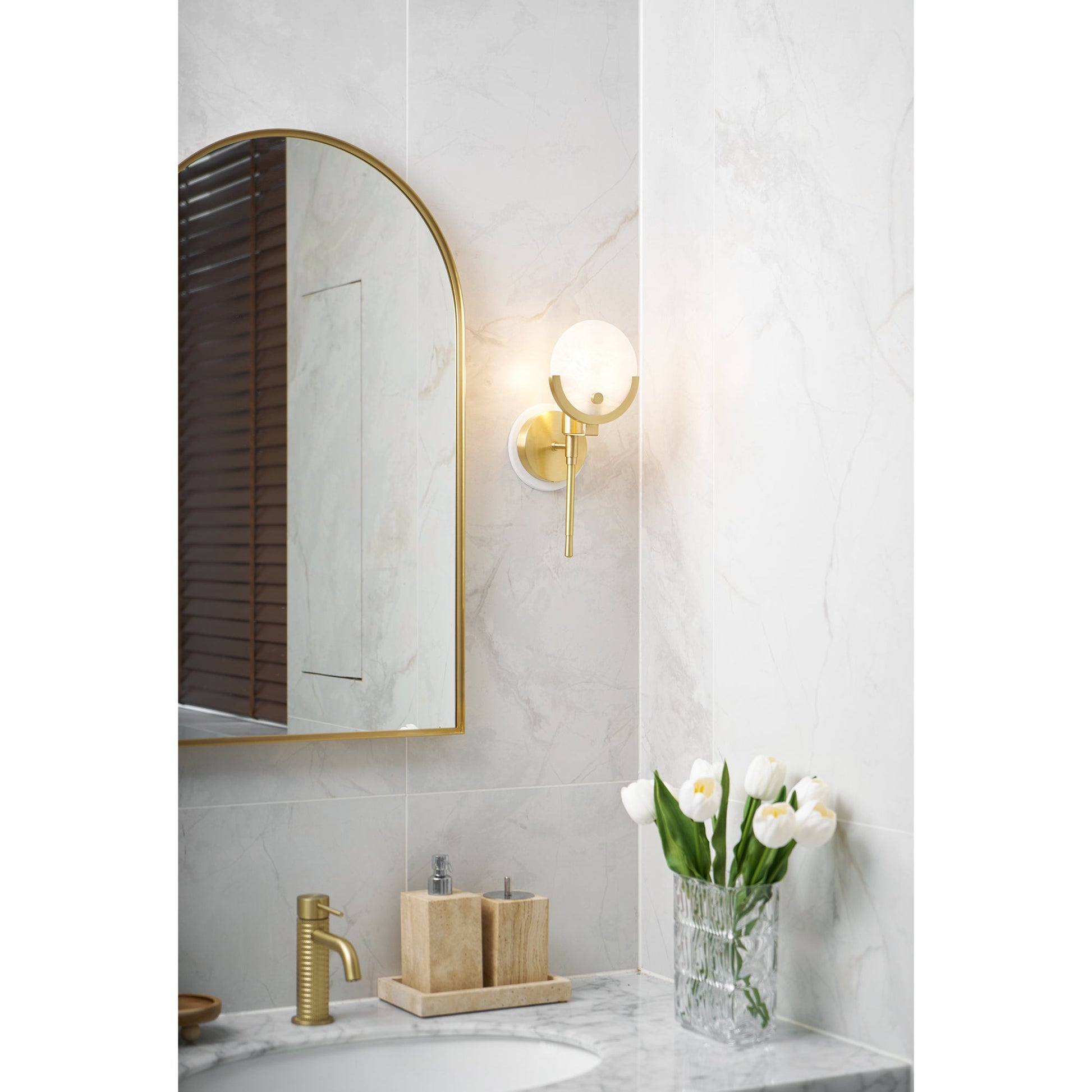 Aminex Sphere Alabaster Wall Light-Neutral Decor