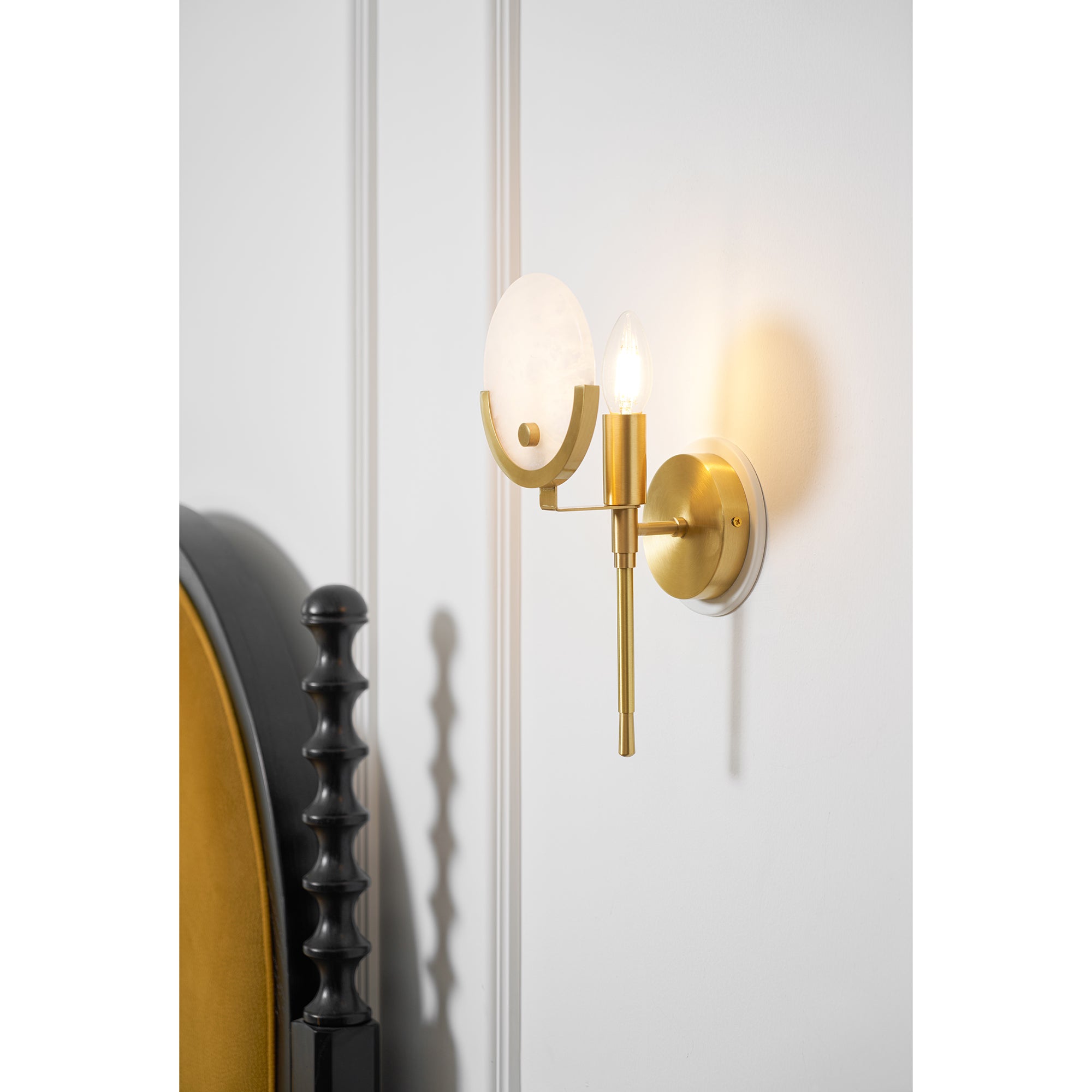 Aminex Sphere Alabaster Wall Light-Neutral Decor