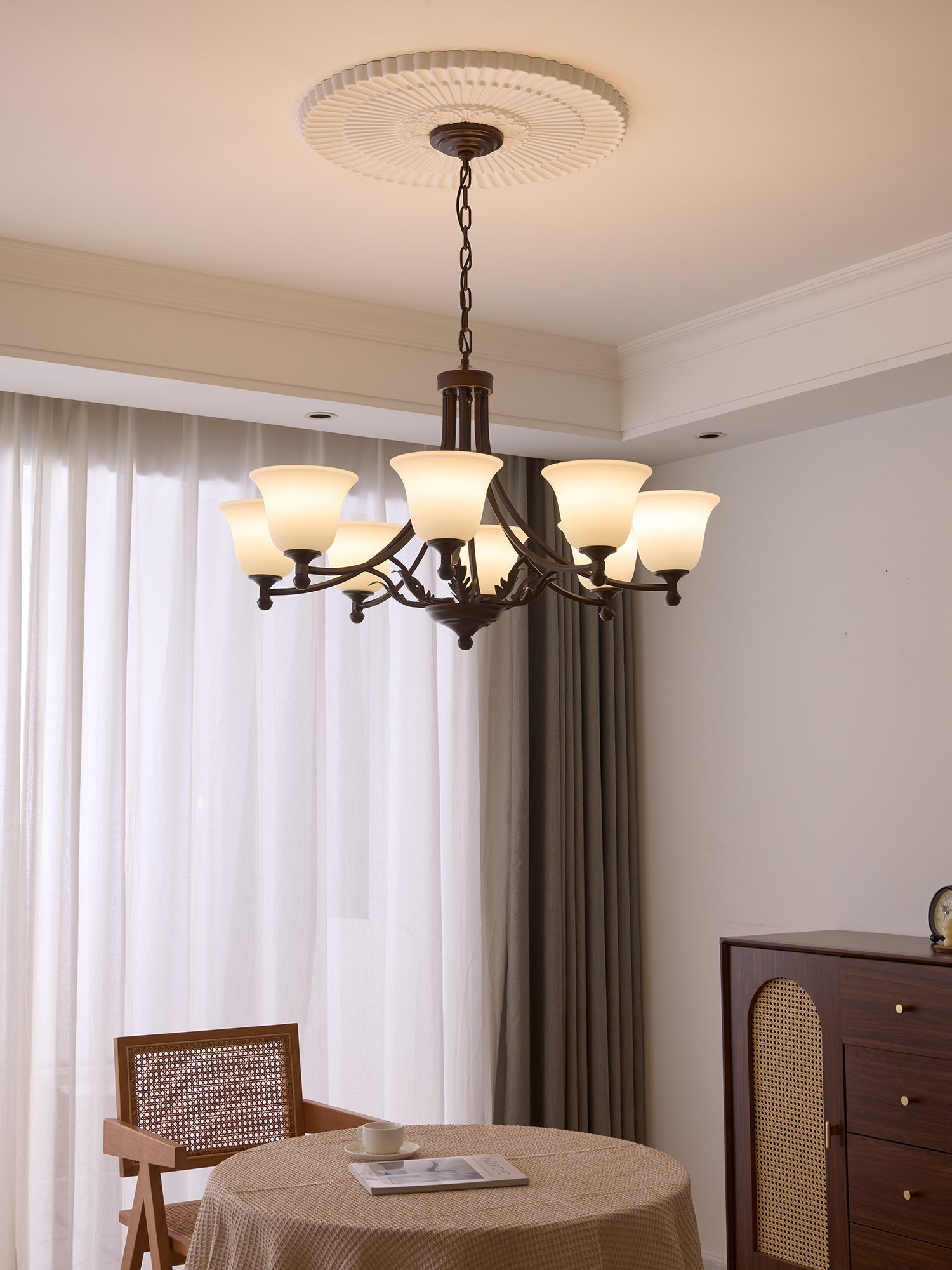 Elorira Traditional Elegance Bloom Glass Chandelier-Neutral Decor