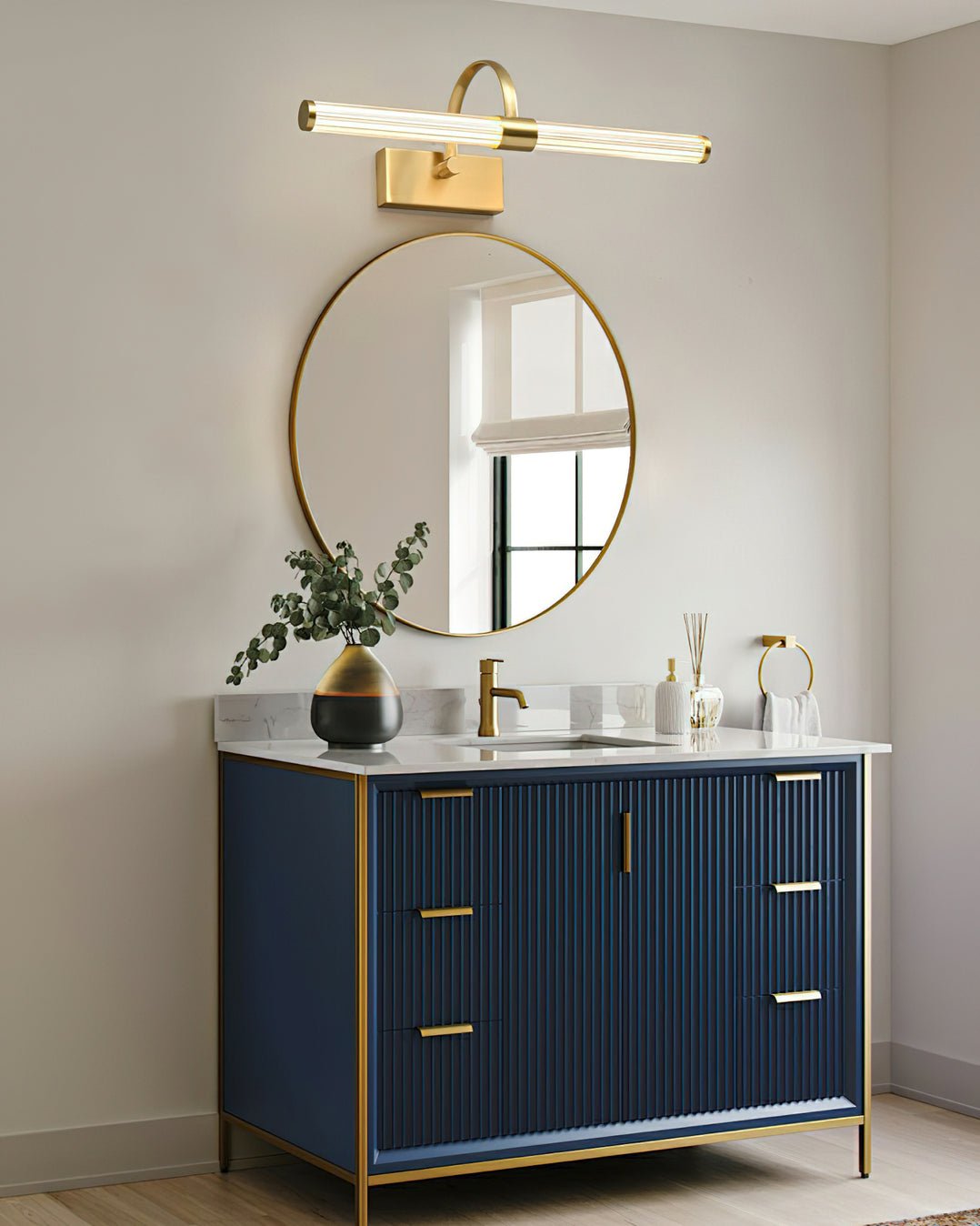 Beryl Modern Minimalist Brass Wall Light-Neutral Decor