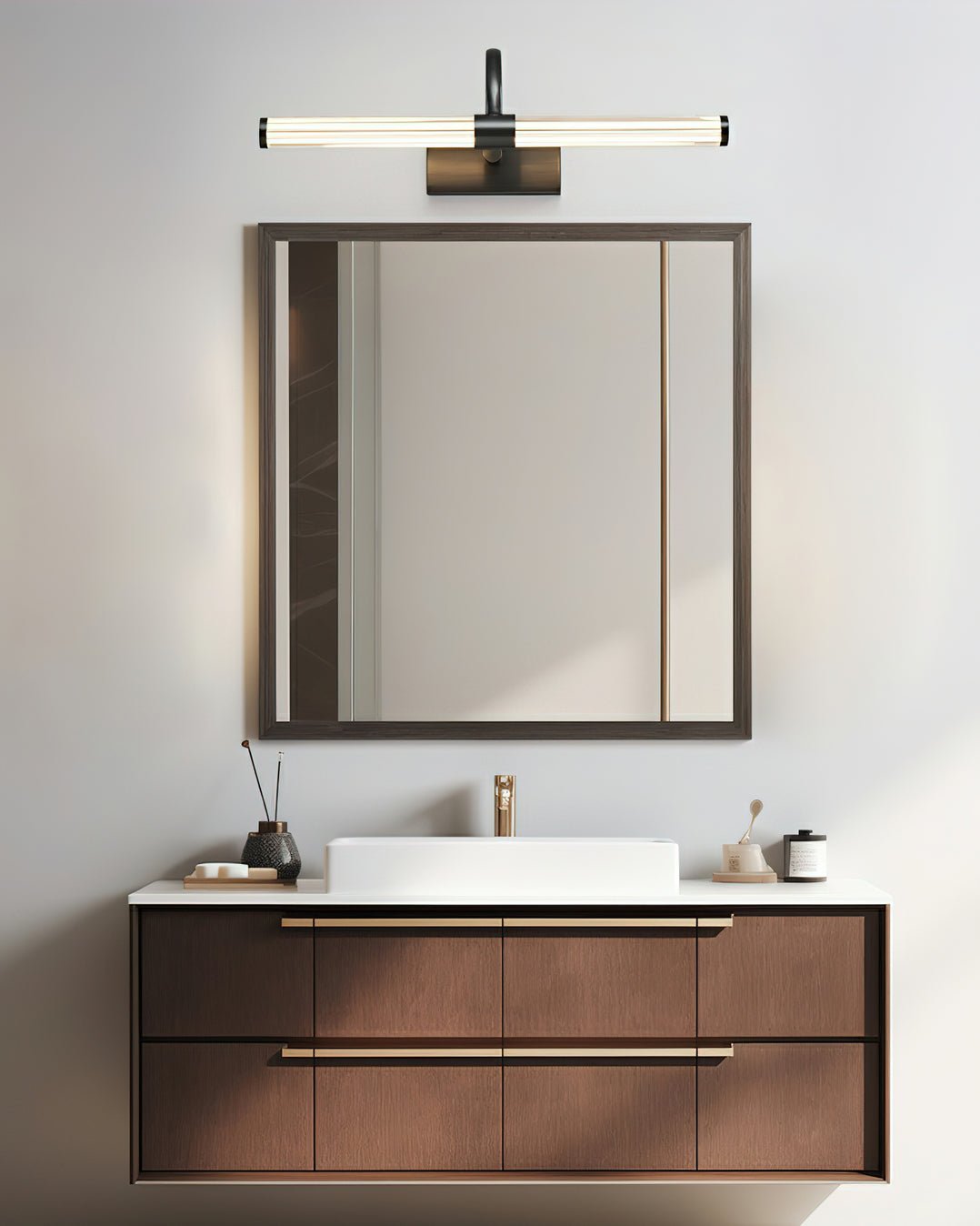 Beryl Modern Minimalist Brass Wall Light-Neutral Decor