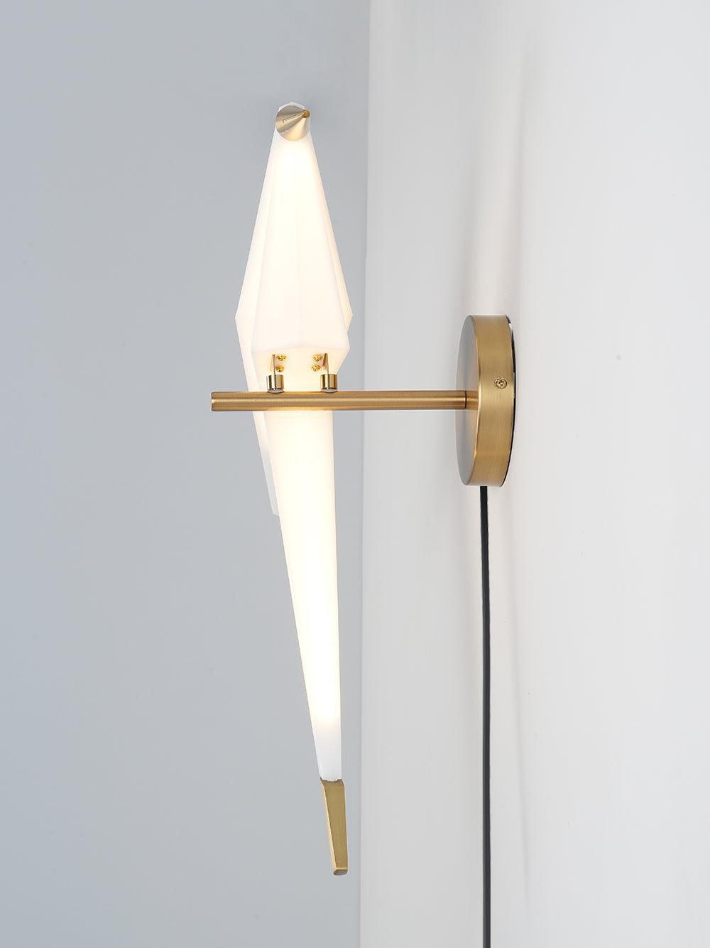 Visileth Nordic Art Crane Plug-In Wall Lamp-Neutral Decor