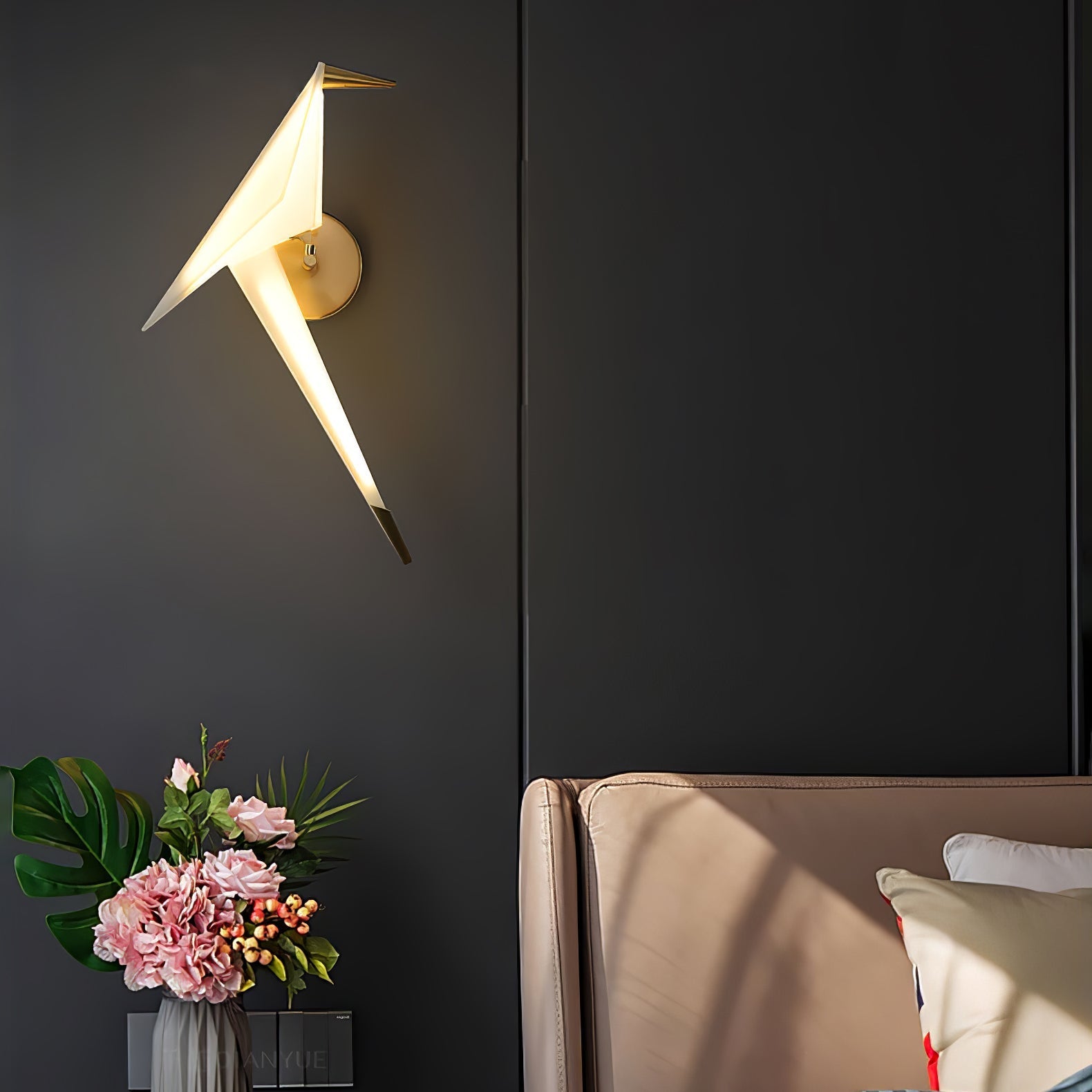 Eovela Nordic Art Paper Crane Wall Lamp-Neutral Decor
