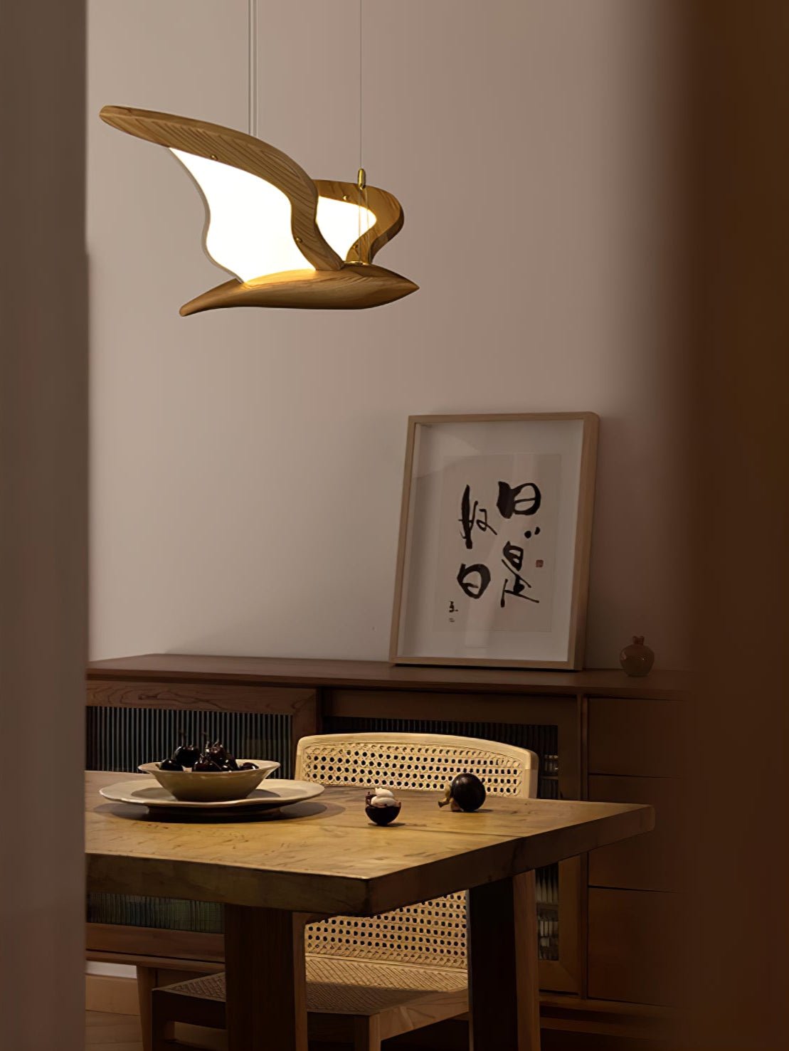 Lyvynia Organic Wood Pendant Light-Neutral Decor