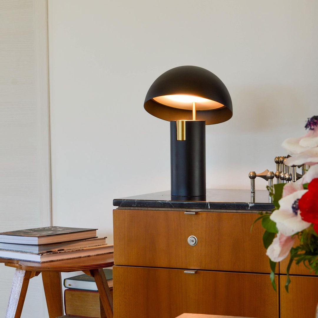 Veroca Steel Industrial Table Lamp-Neutral Decor