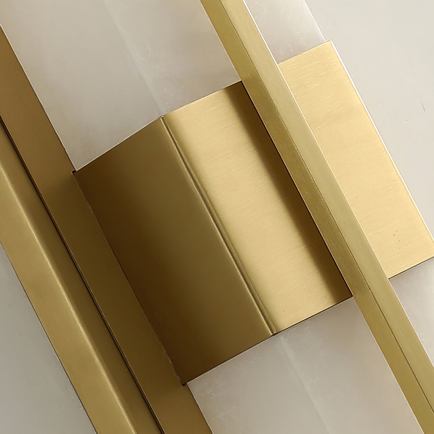Lylirel Rectangular Alabaster Wall Light-Neutral Decor