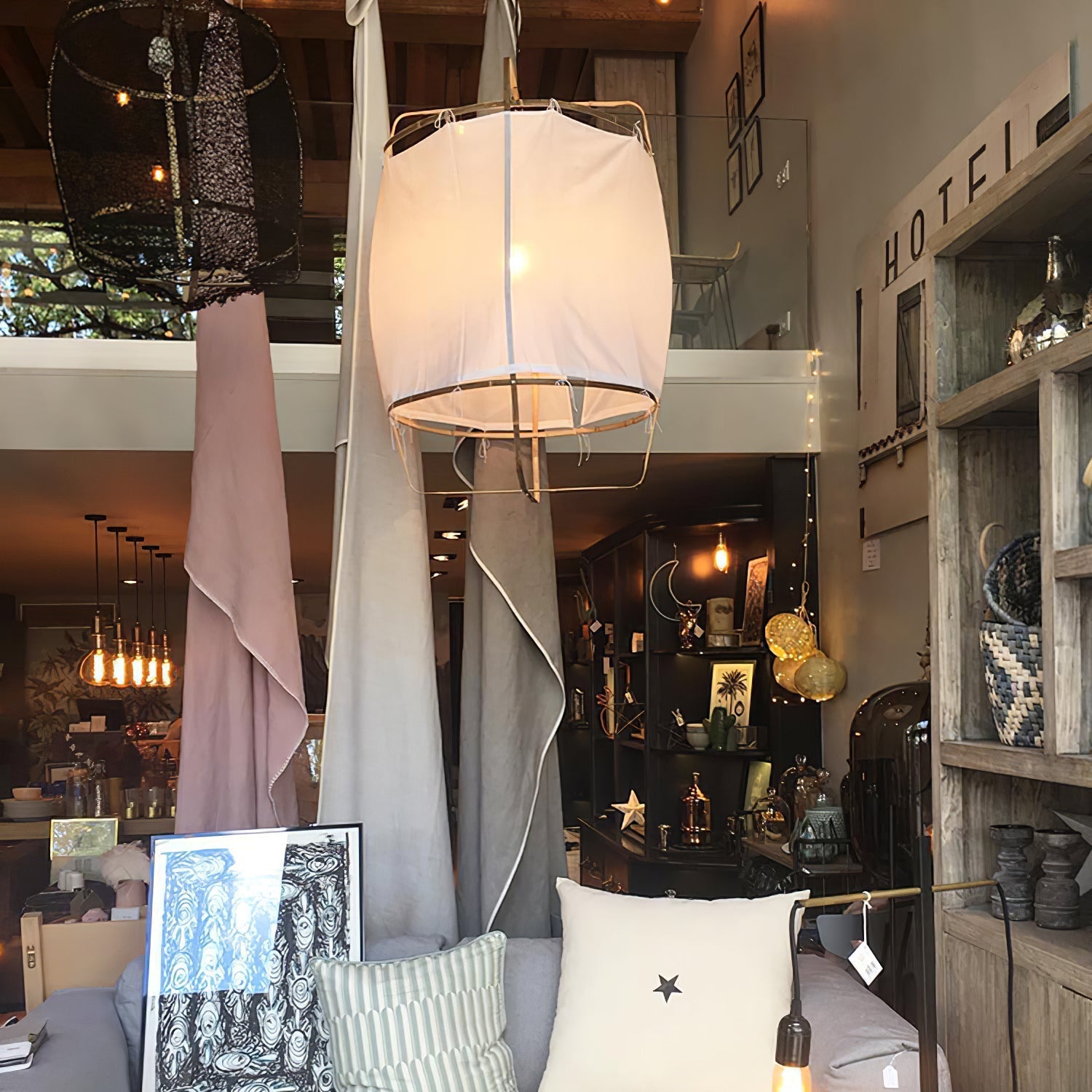 Lustra Pendant Lamp Bamboo Shade for Living Room-Neutral Decor