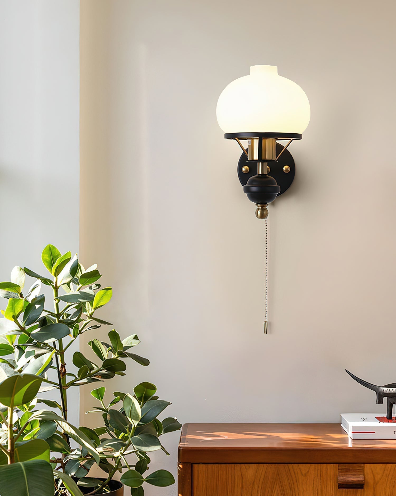 Orbitio Wall Light