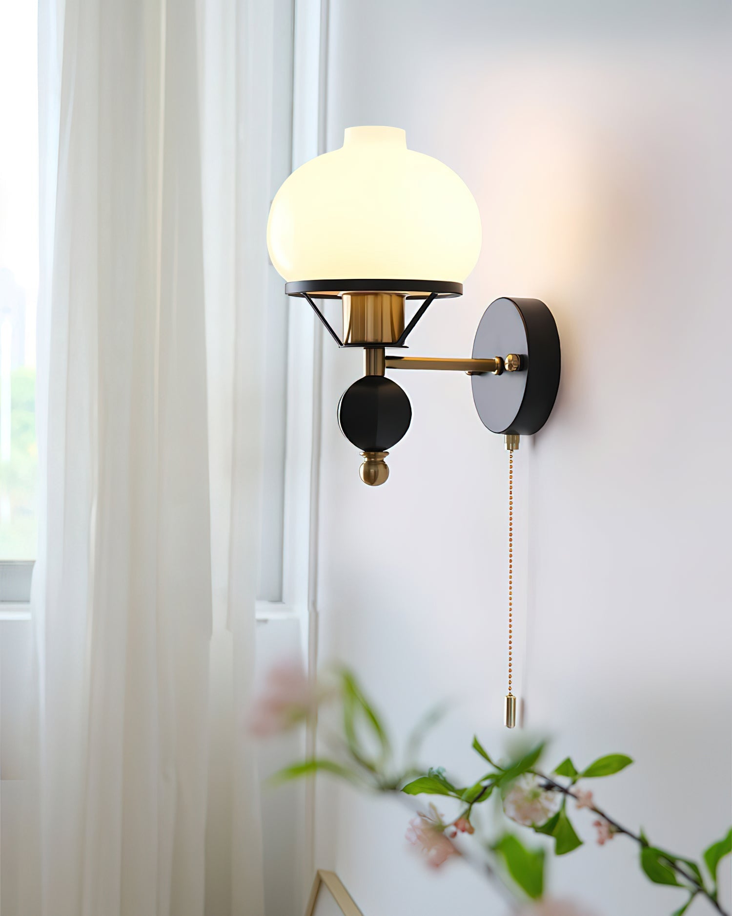 Orbitio Wall Light