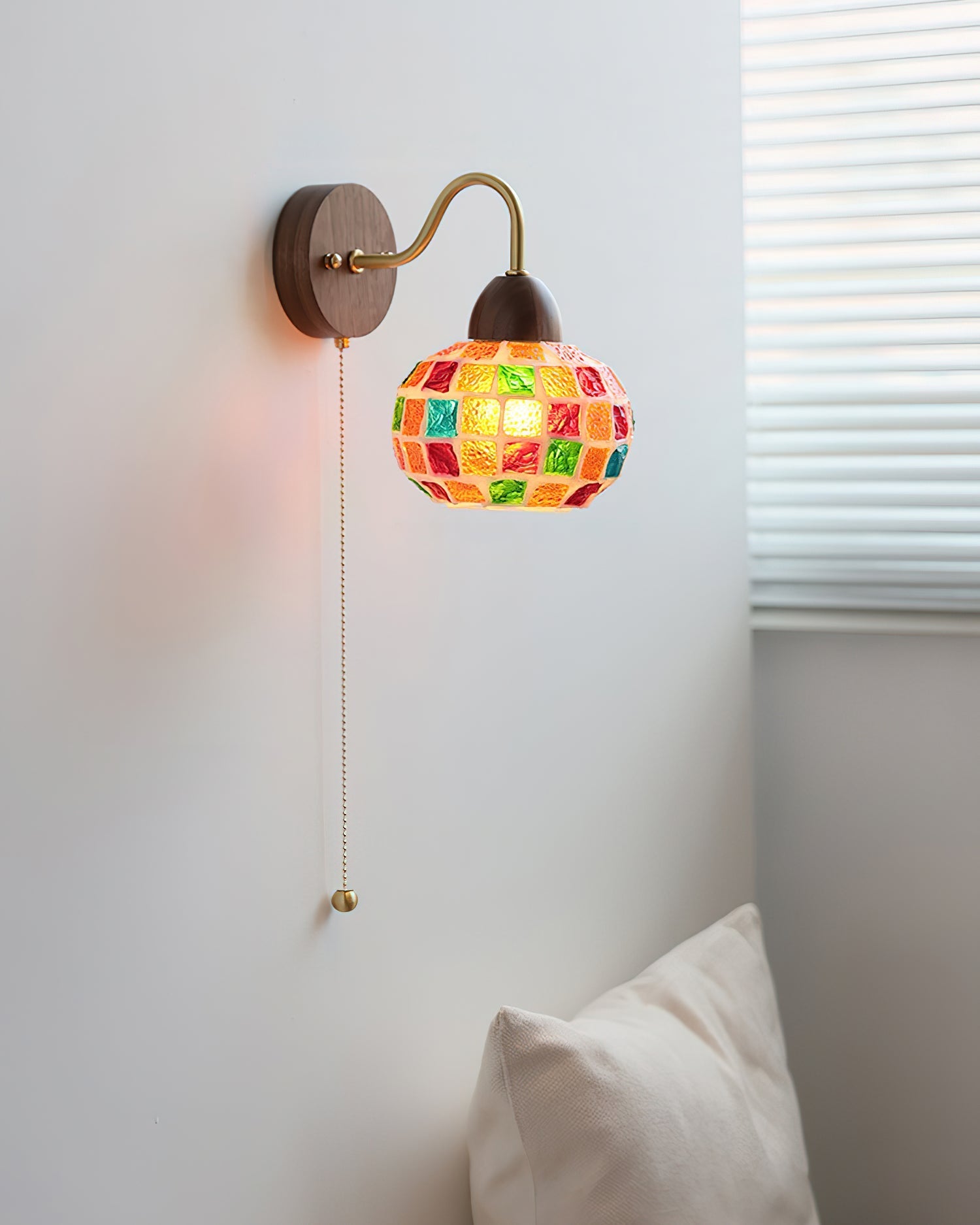 The Balcony Wall Lamp shown with its zipper pull switch.