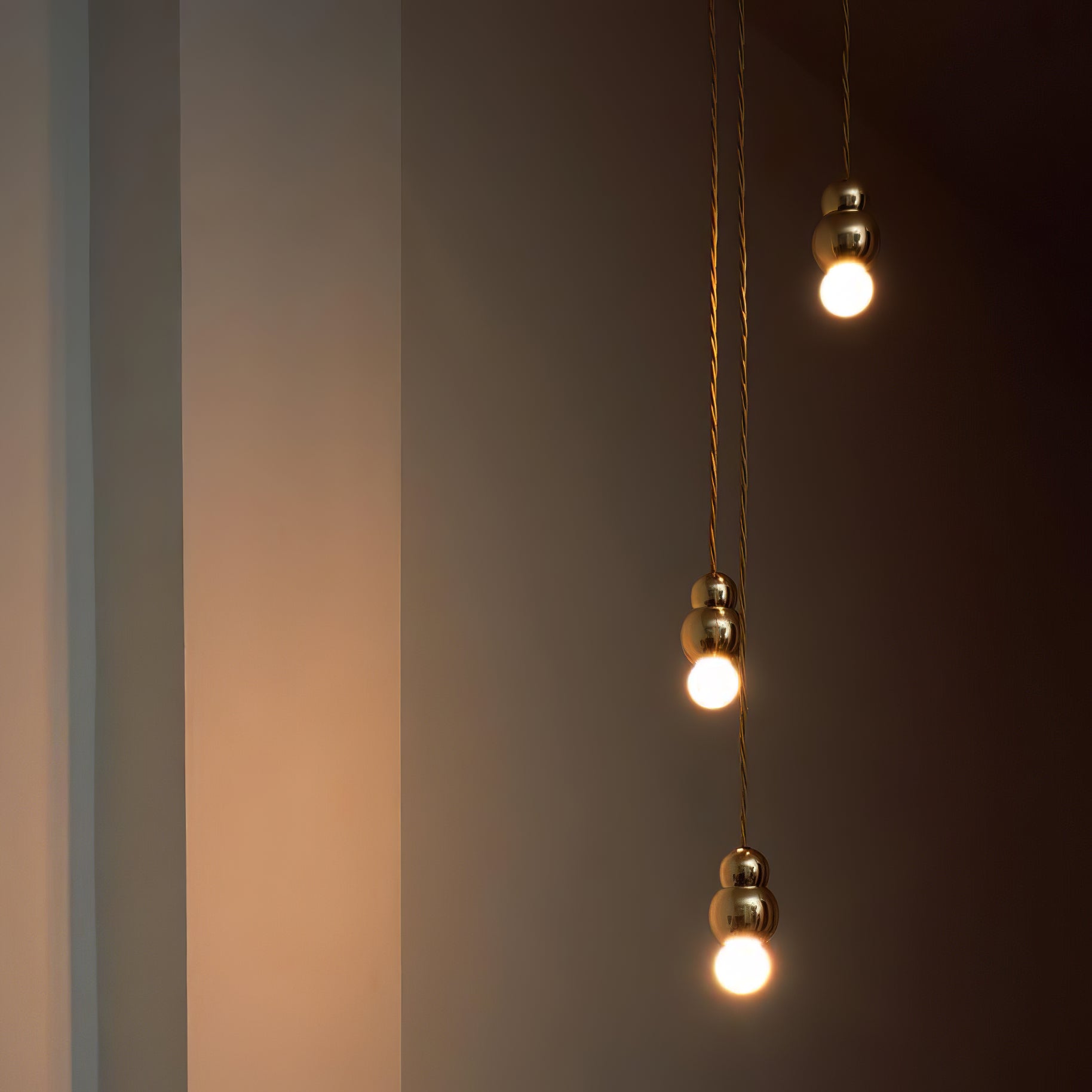 Bubbly Modern Glass Pendant Light-Neutral Decor