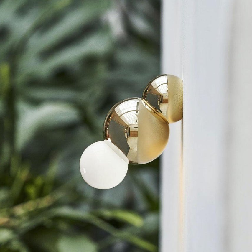 Oshaen Modern Minimalist Ball Mounted Wall Light-Neutral Decor