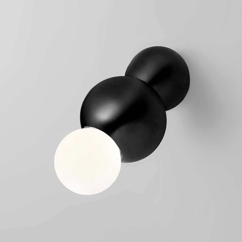 Oshaen Modern Minimalist Ball Mounted Wall Light-Neutral Decor