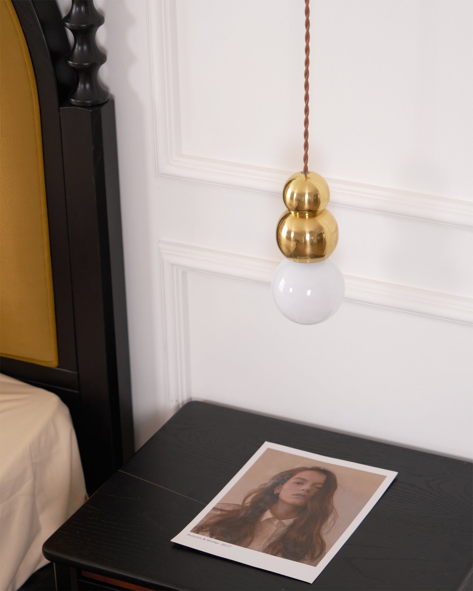 Bubbly Modern Glass Pendant Light-Neutral Decor