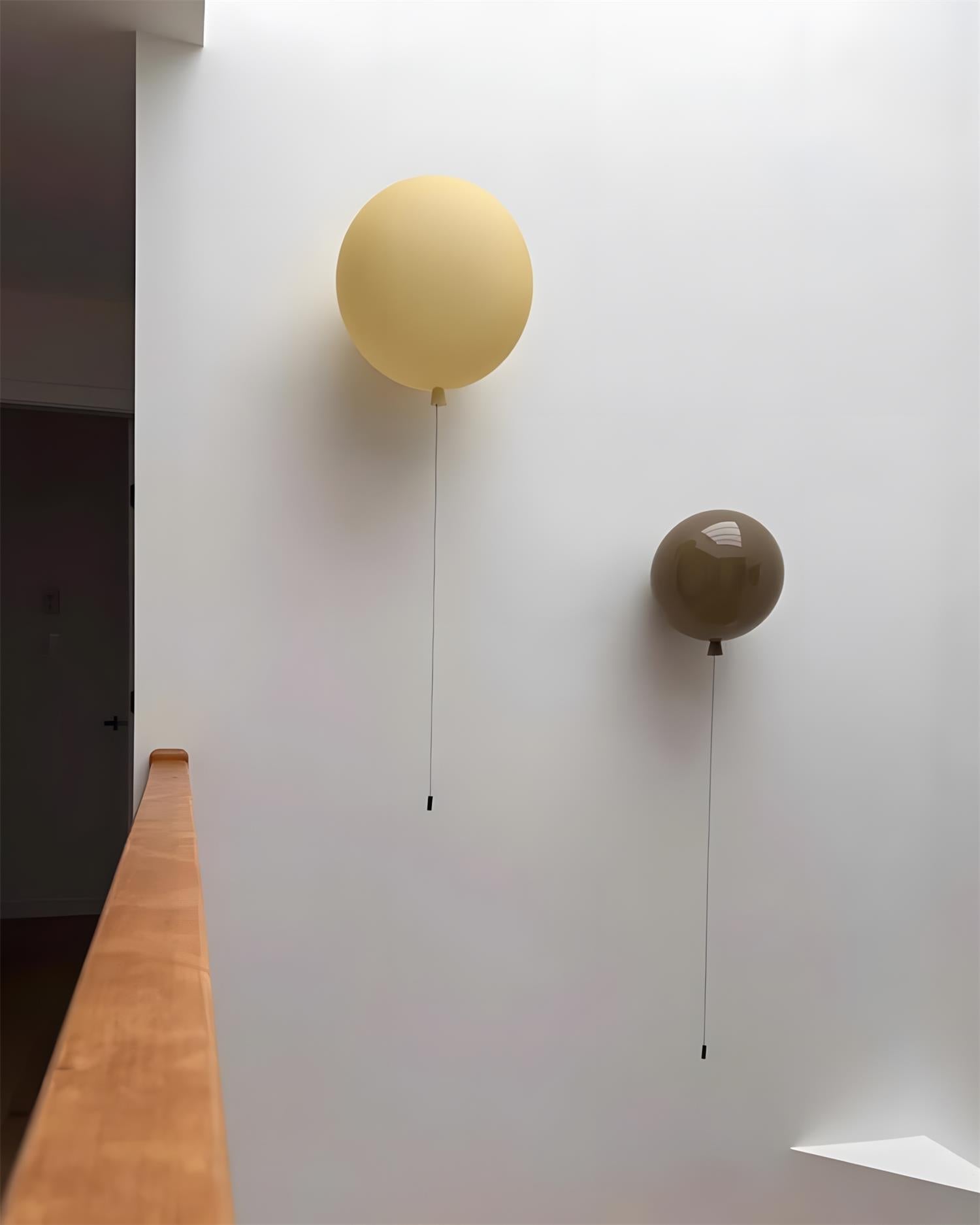 Mina Wall Lamp