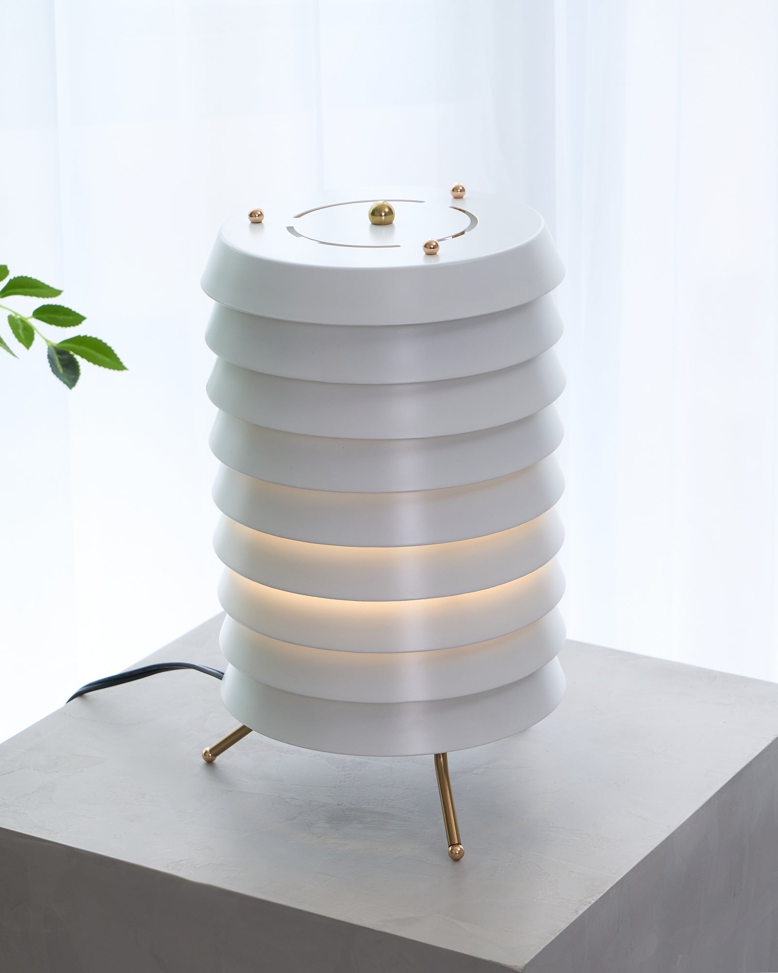 Kora Lattice Scandinavian Table Lamp-Neutral Decor