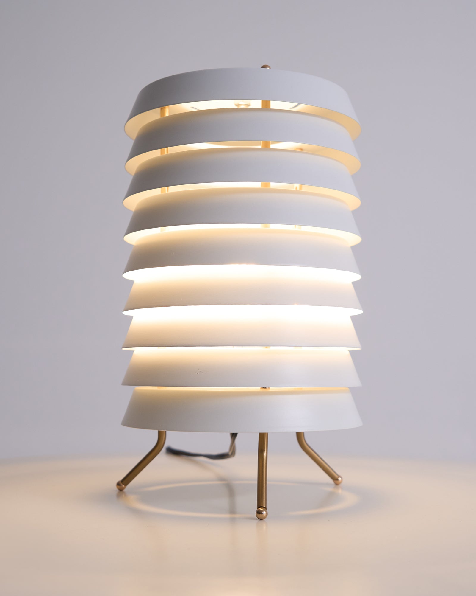 Kora Lattice Scandinavian Table Lamp-Neutral Decor