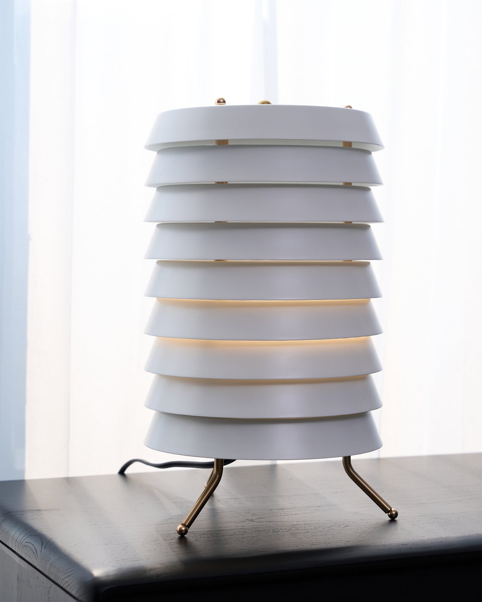 Kora Lattice Scandinavian Table Lamp-Neutral Decor