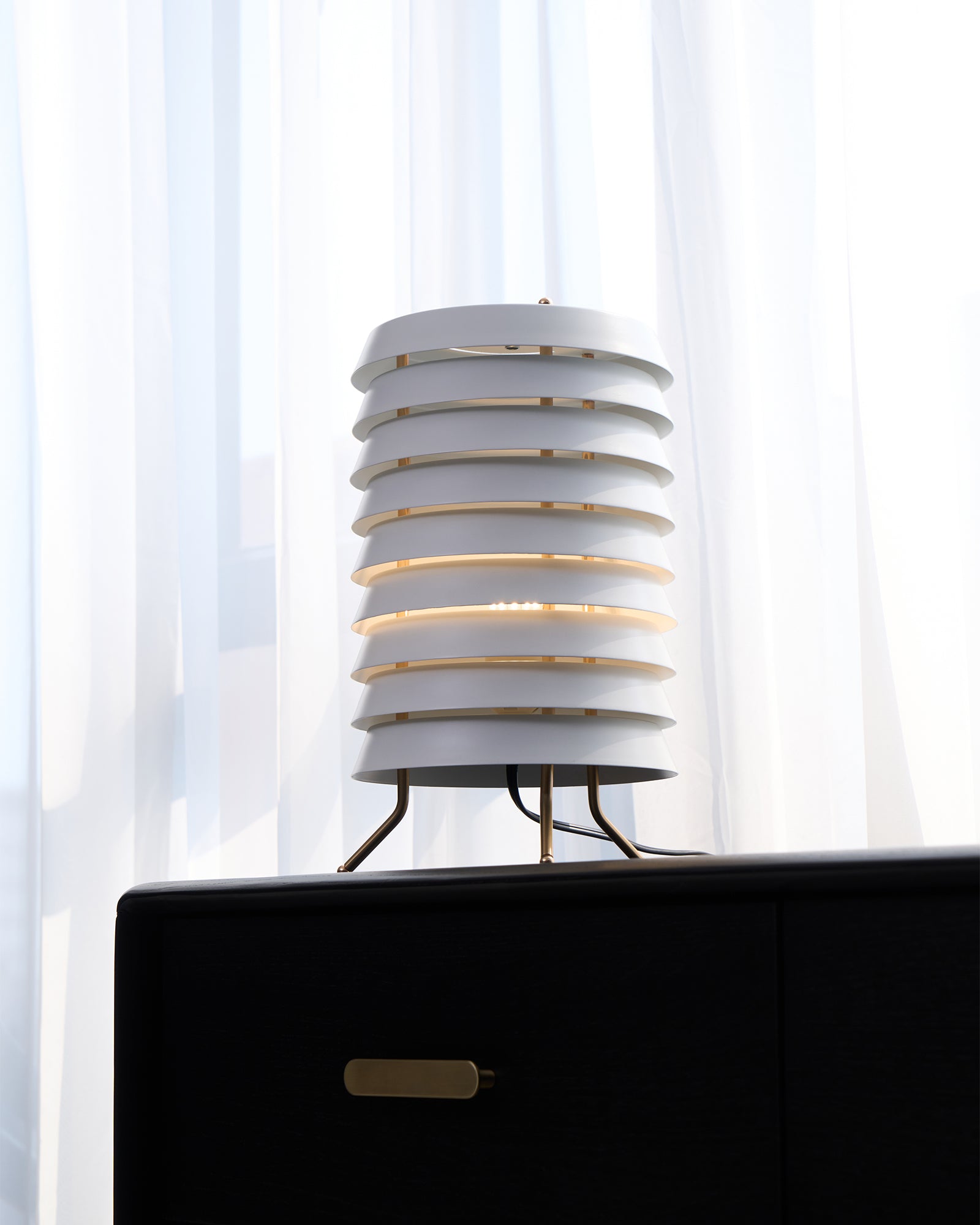 Kora Lattice Scandinavian Table Lamp-Neutral Decor