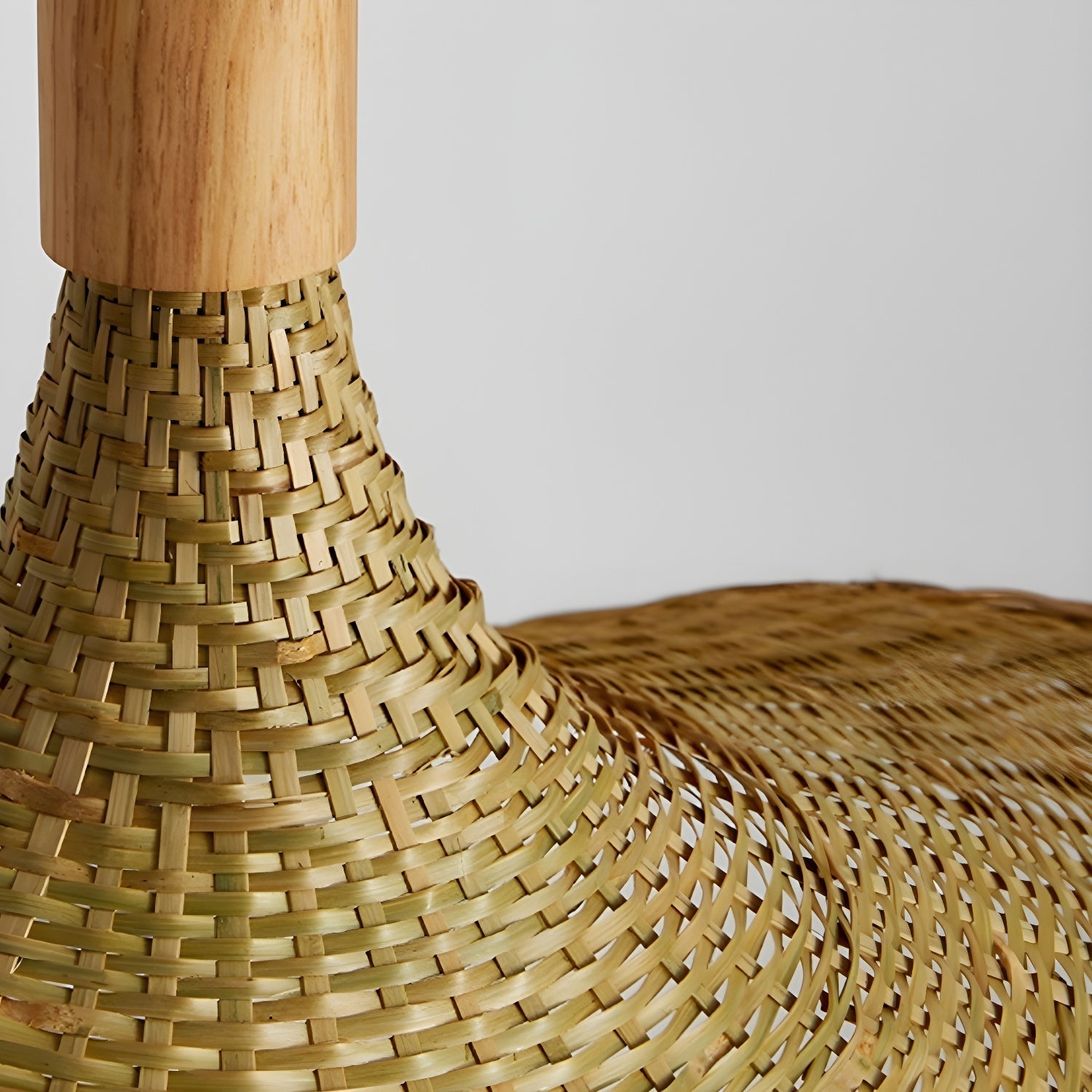 Marona Rattan Vintage Pendant Light-Neutral Decor