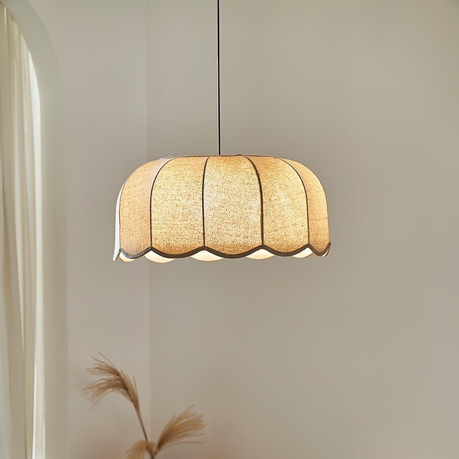 Sora Banana Leaf Pendant Light - Neutralighting