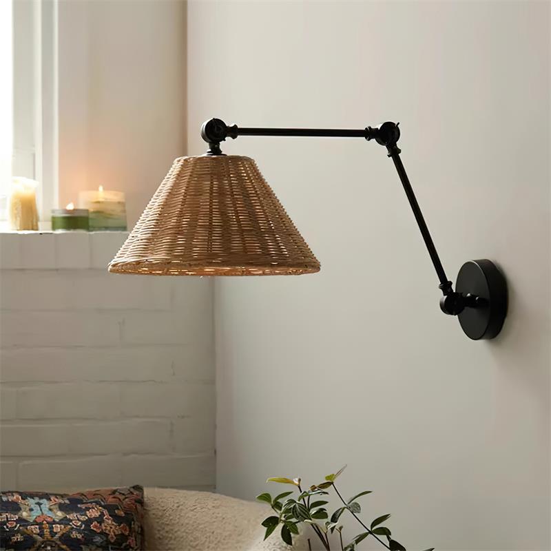Alden Wall Lamp